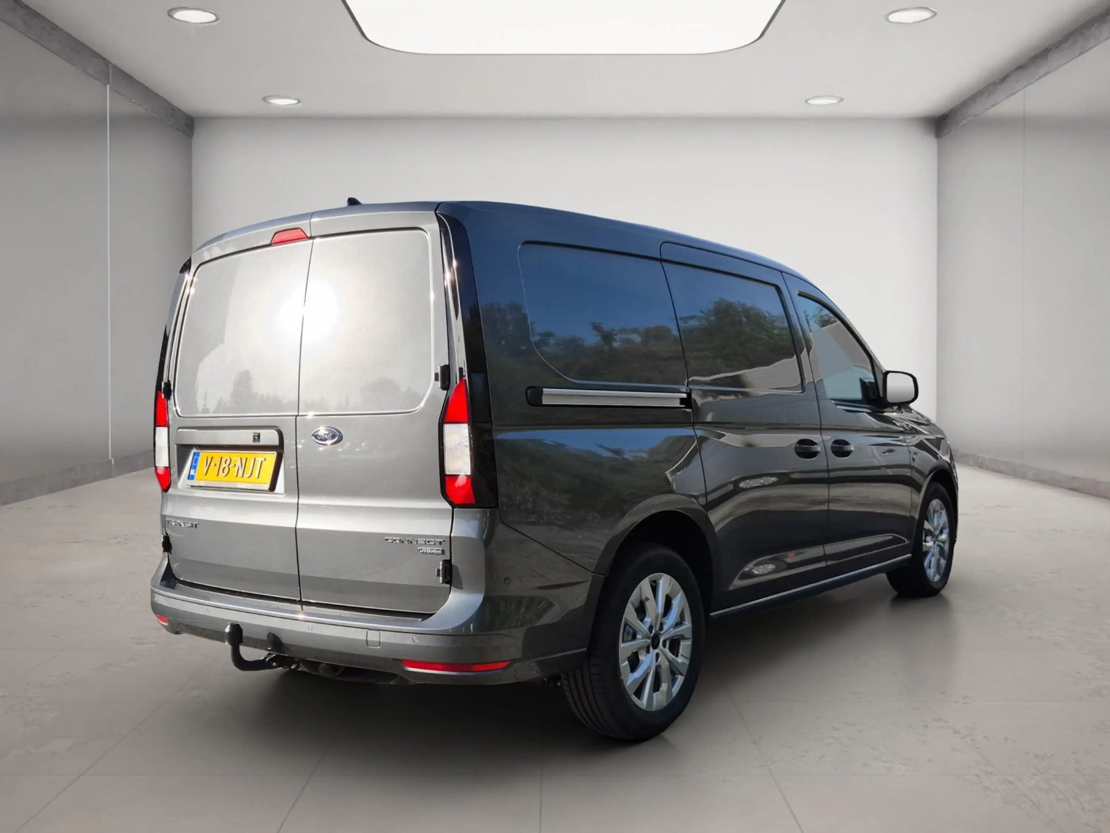 Ford Transit Connect 1.5 EcoBoost PHEV L2 Limited — photo 9