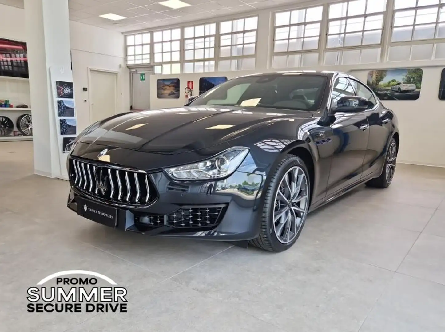 Maserati Ghibli 2.0 mhev GT 330cv rwd auto Gris - 1