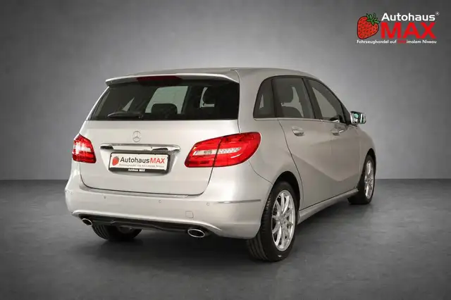 Mercedes-Benz B-Class view 6