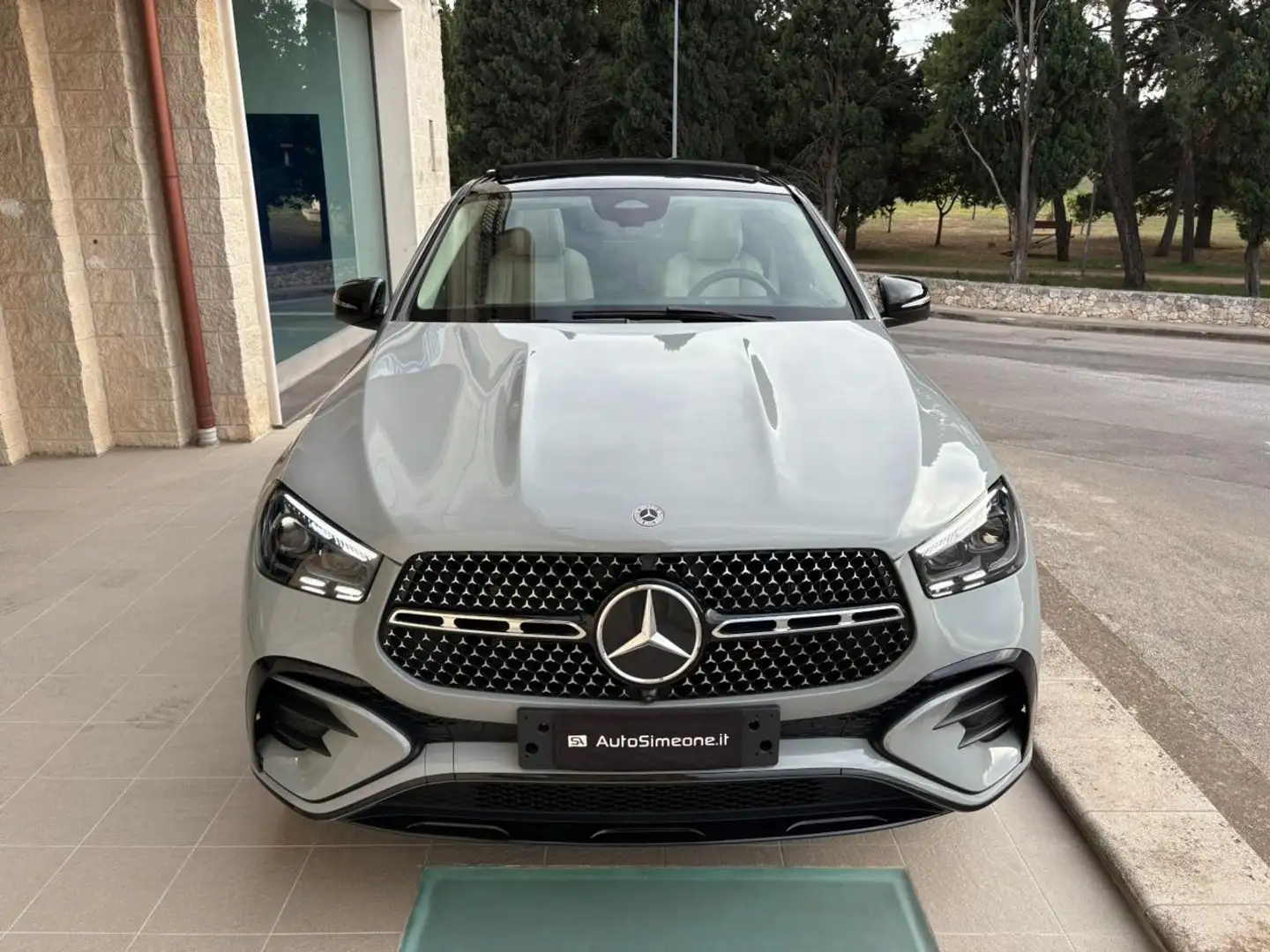 Mercedes-Benz GLE 350 de hybrid EQ 4Matic Coupé AMG Line Premium Plus. Gris - 2