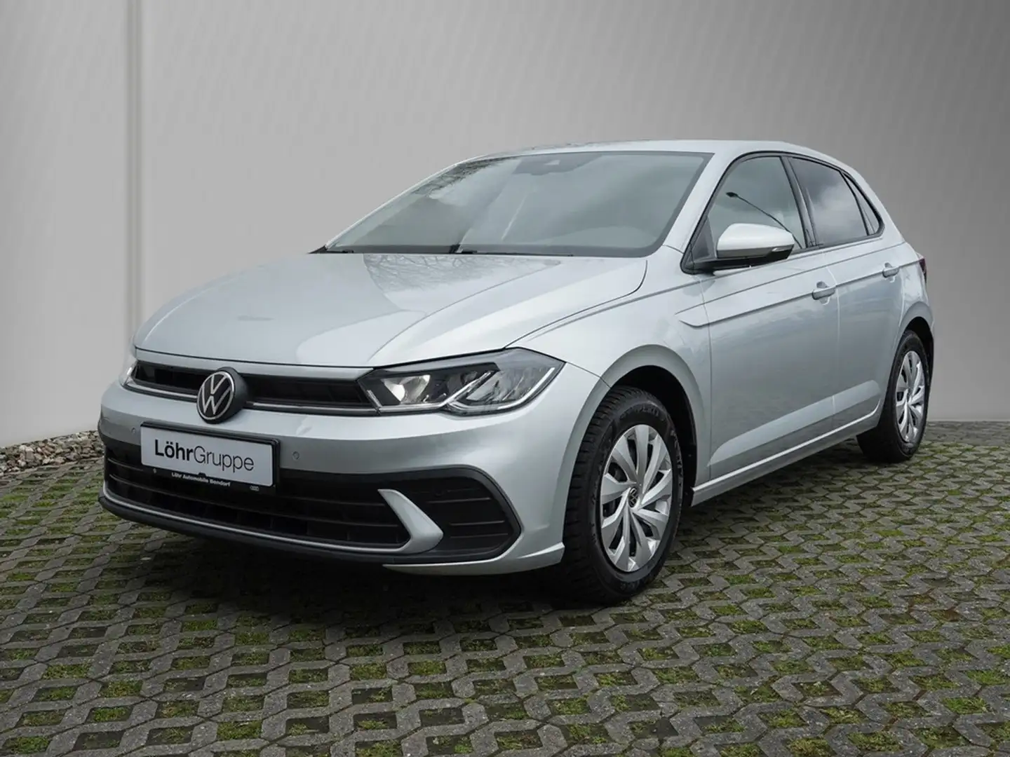 Volkswagen Polo 1.0 MPI Life *LED*Navi*App-Connect*Tempomat*Lan... Zilver - 2