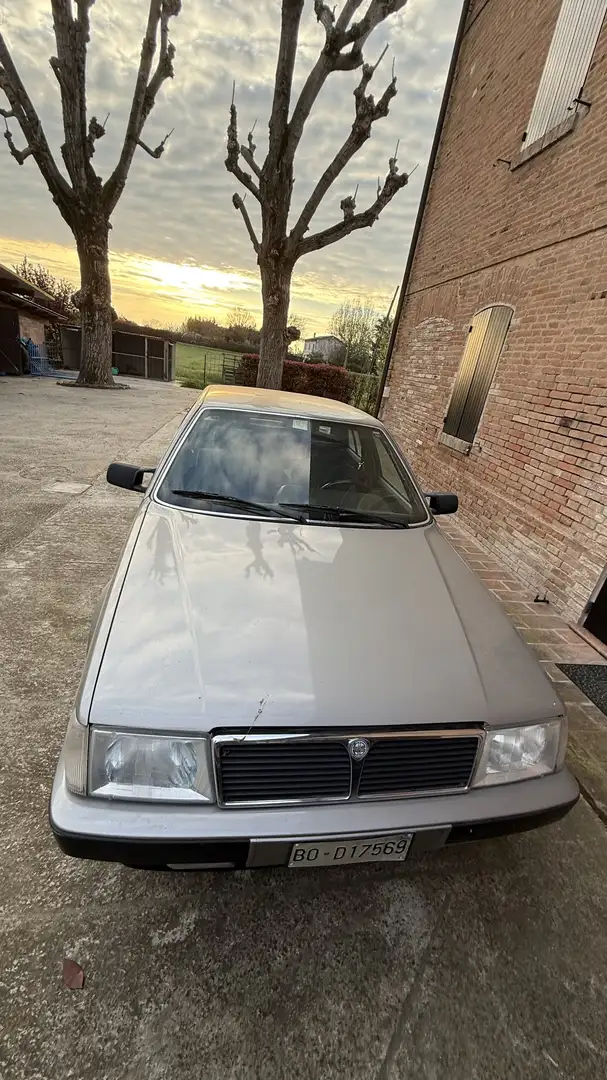 Lancia Thema 2.0 ie - 2