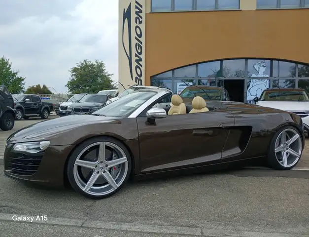 Audi R8 Spyder 4.2 V8 quattro r-tronic SERVICE BOOK freni carboceramici