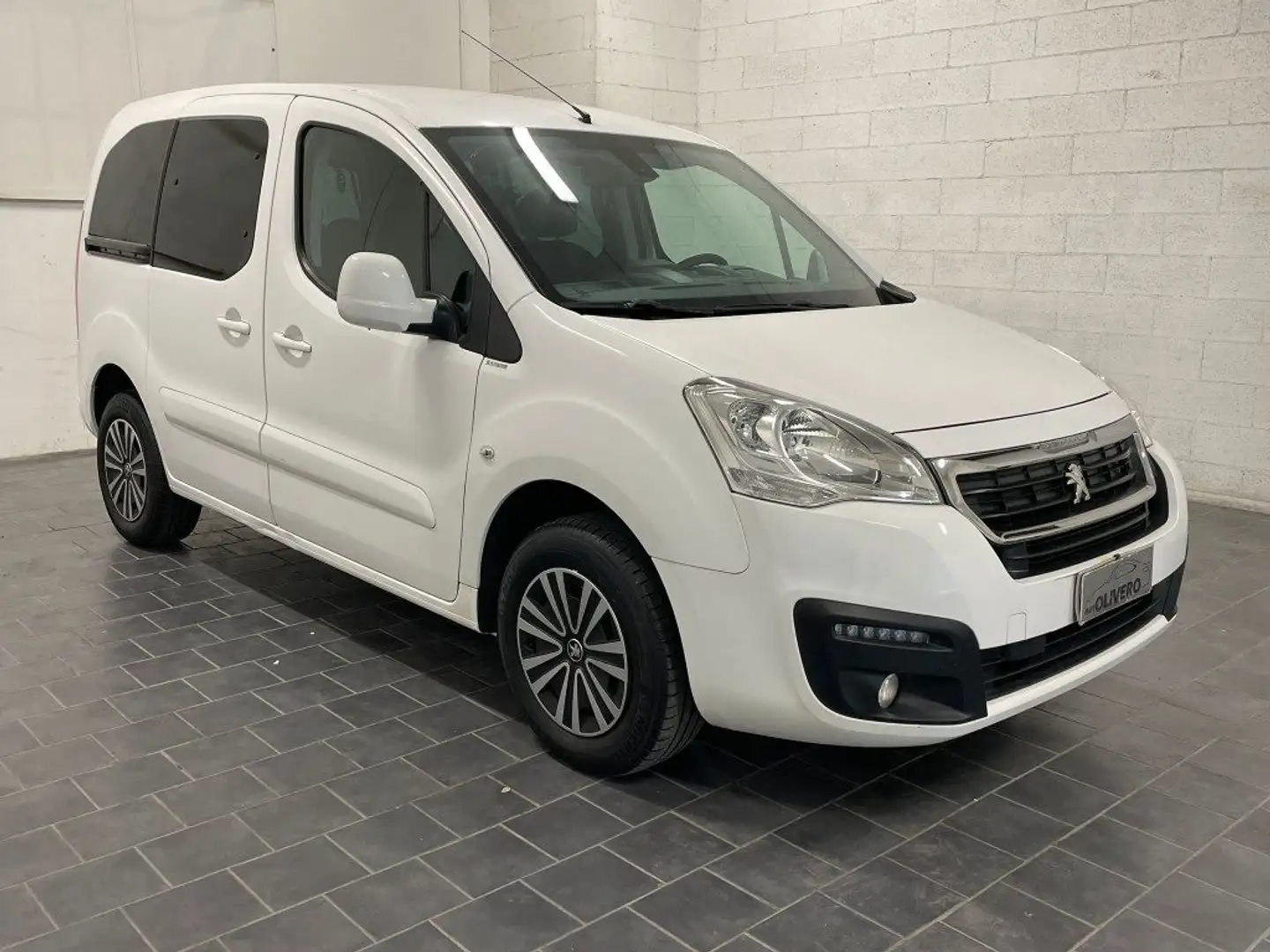 Peugeot Partner Tepee Mix 1.6 HDI 120CV-AUTOCARRON1-5PTI Bianco - 1