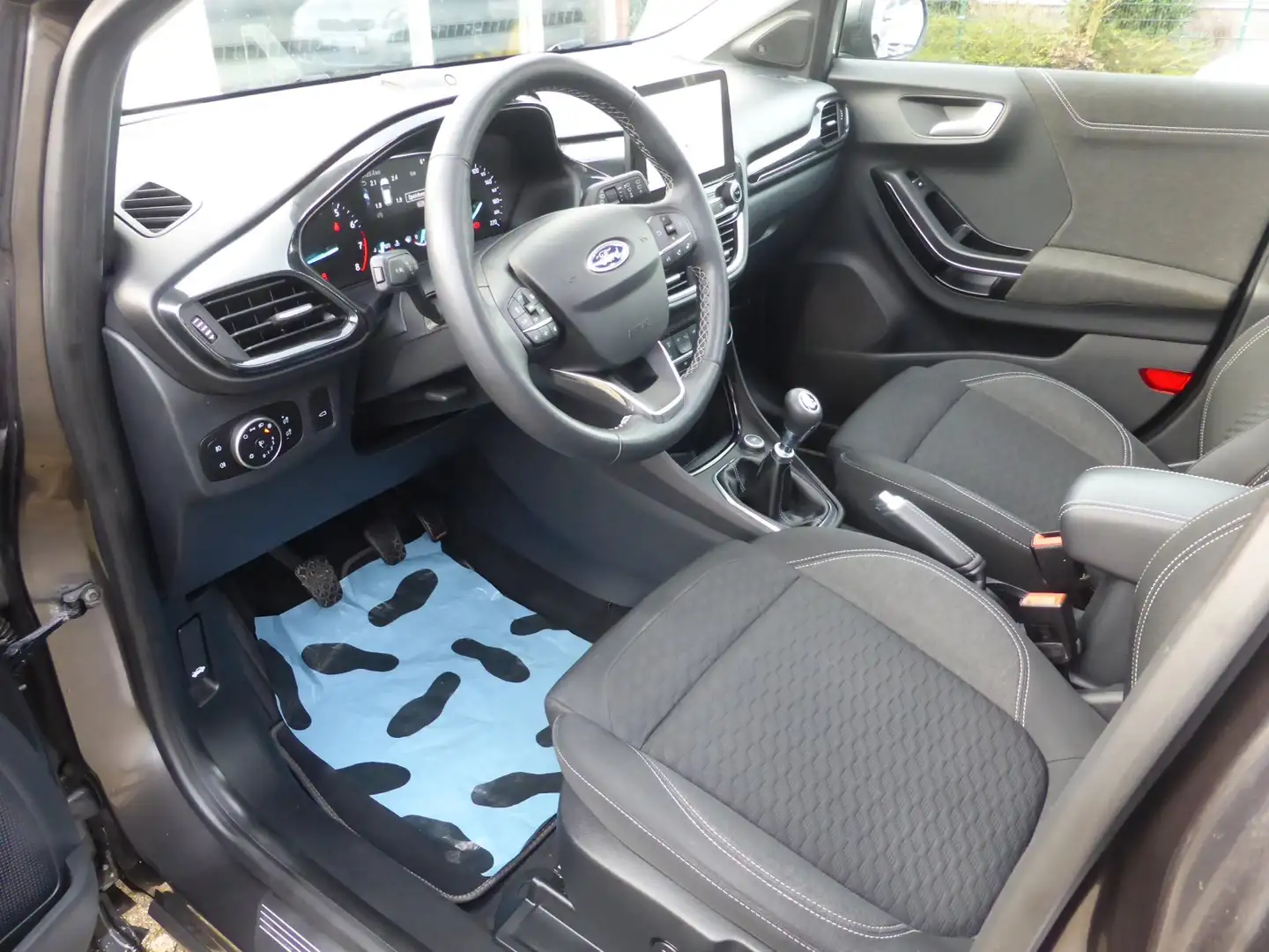 Ford Puma 1.0 EcoBoost OPF Mild Hybrid Titanium Panorama/LED Grau - 2