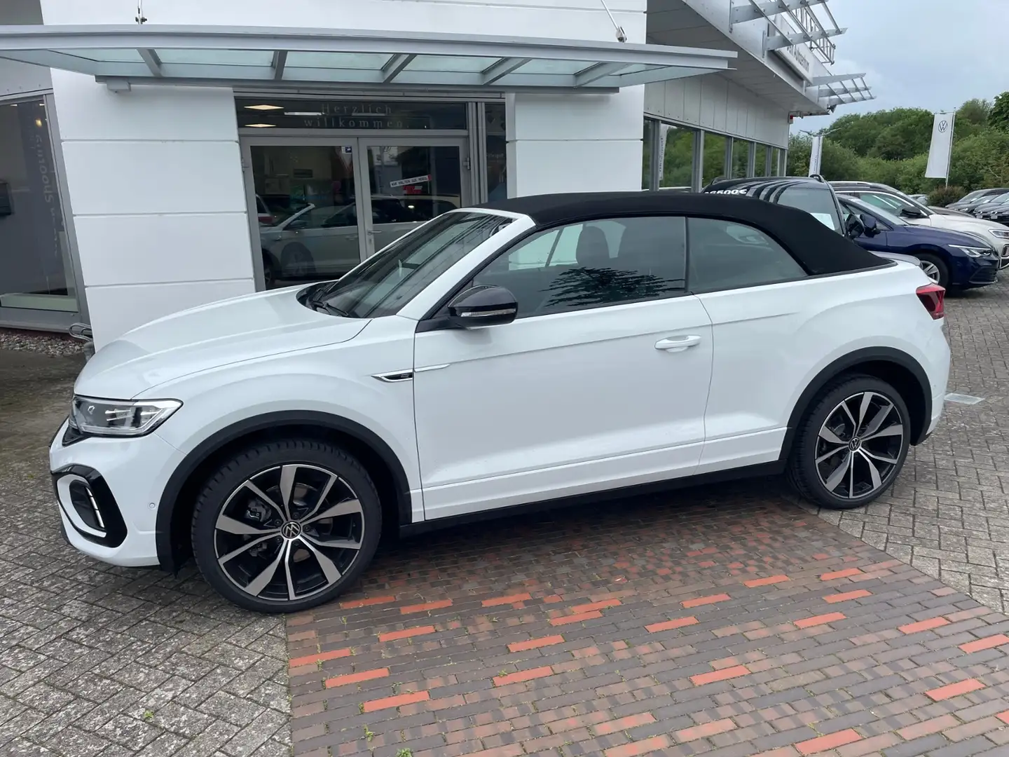Volkswagen T-Roc Cabriolet R-Line 1.5 l TSI DSG Weiß - 2