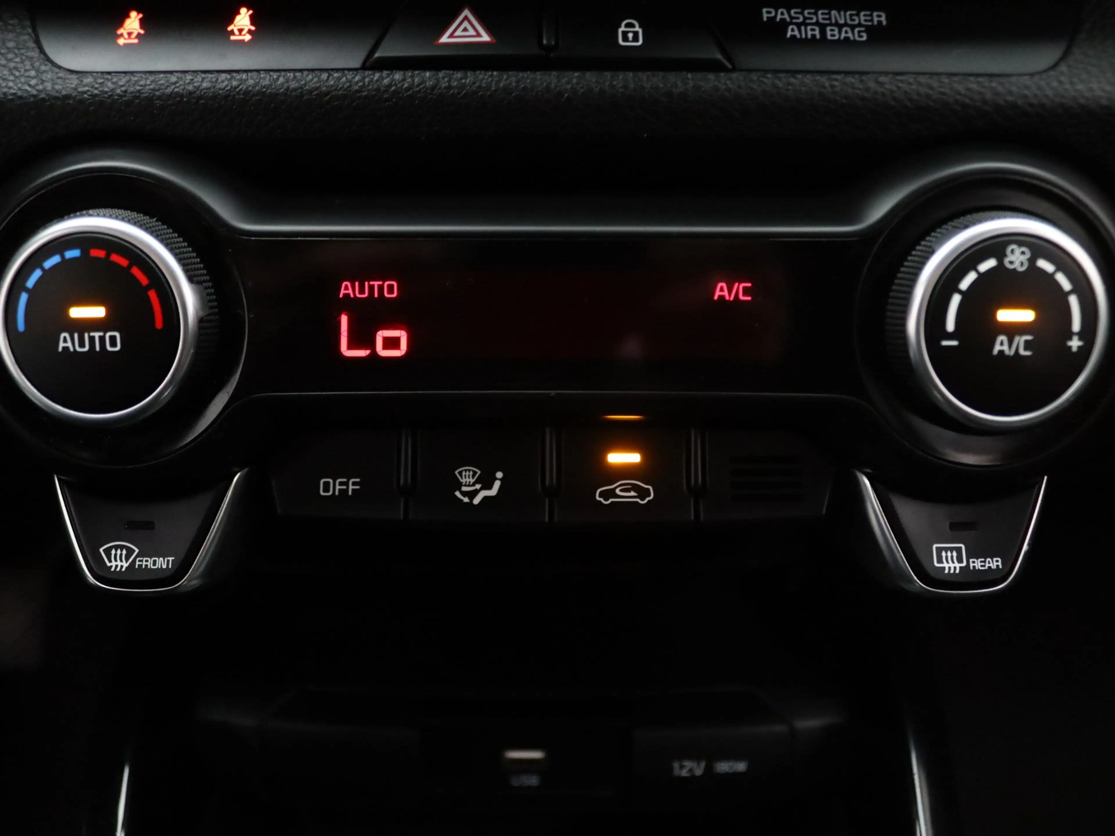 Kia Stonic 100pk T-GDi MHEV DynamicPlusLine Apple Carplay/And — photo 7