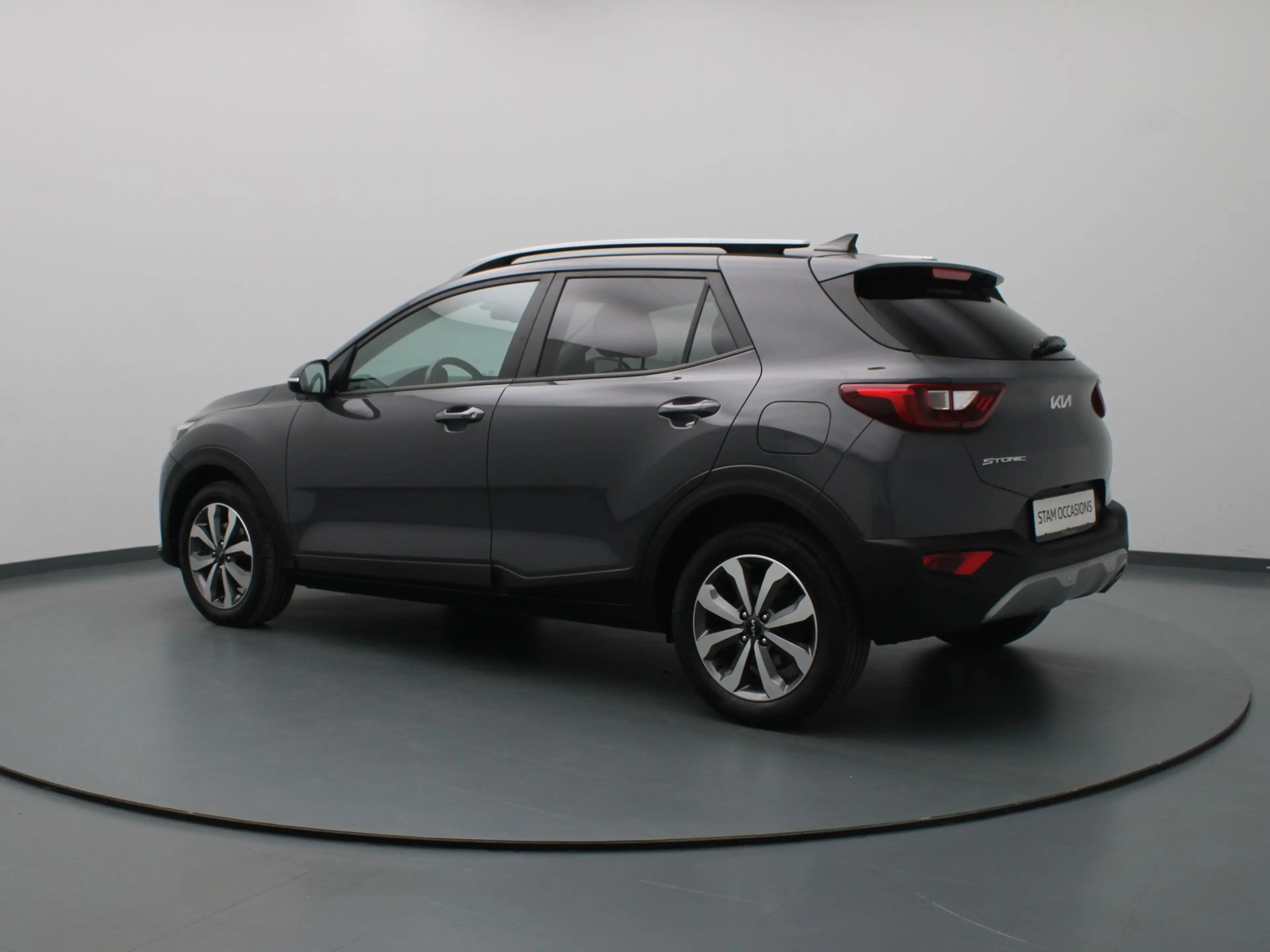 Kia Stonic 100pk T-GDi MHEV DynamicPlusLine Apple Carplay/And — photo 2