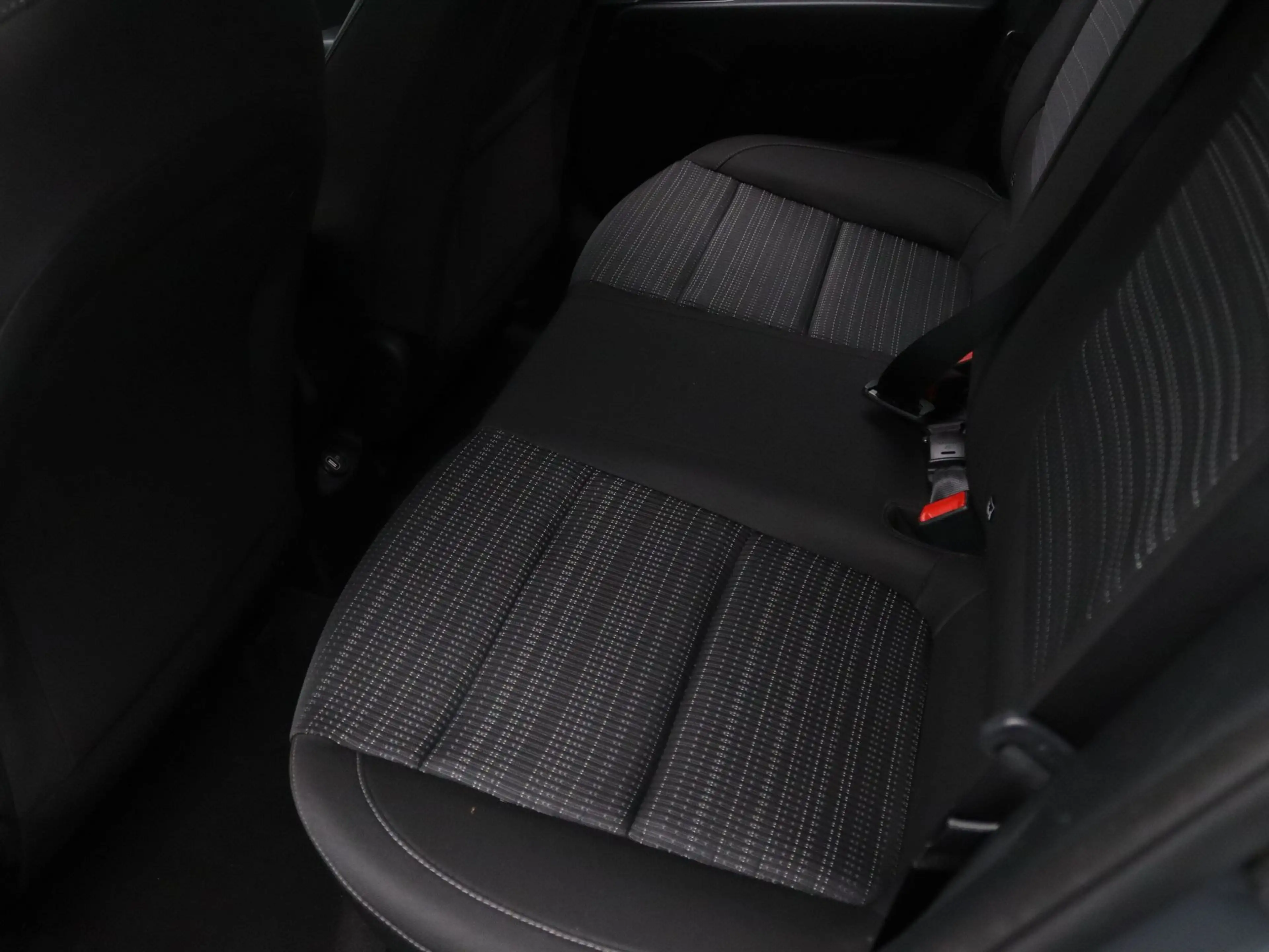 Kia Stonic 100pk T-GDi MHEV DynamicPlusLine Apple Carplay/And — photo 20