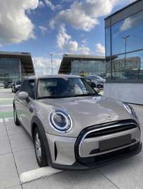 Benzine/Automaat/5deurs/CarPlay/10,5% btw/tav