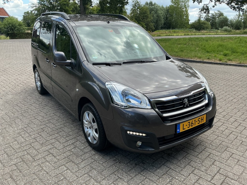 Peugeot Partner 1.2 PURETECH ACTIVE TEPEE — photo 3