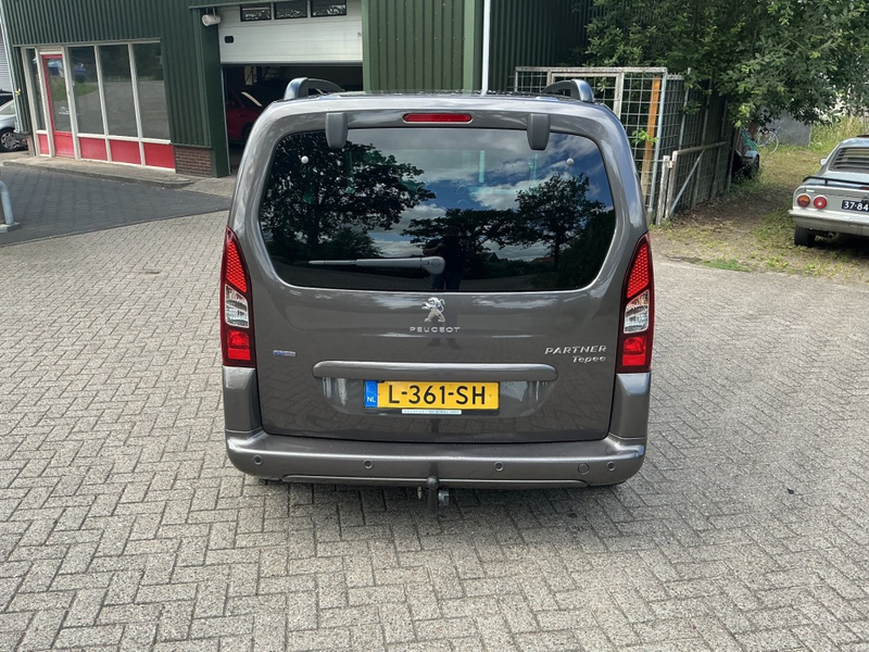 Peugeot Partner 1.2 PURETECH ACTIVE TEPEE — photo 8