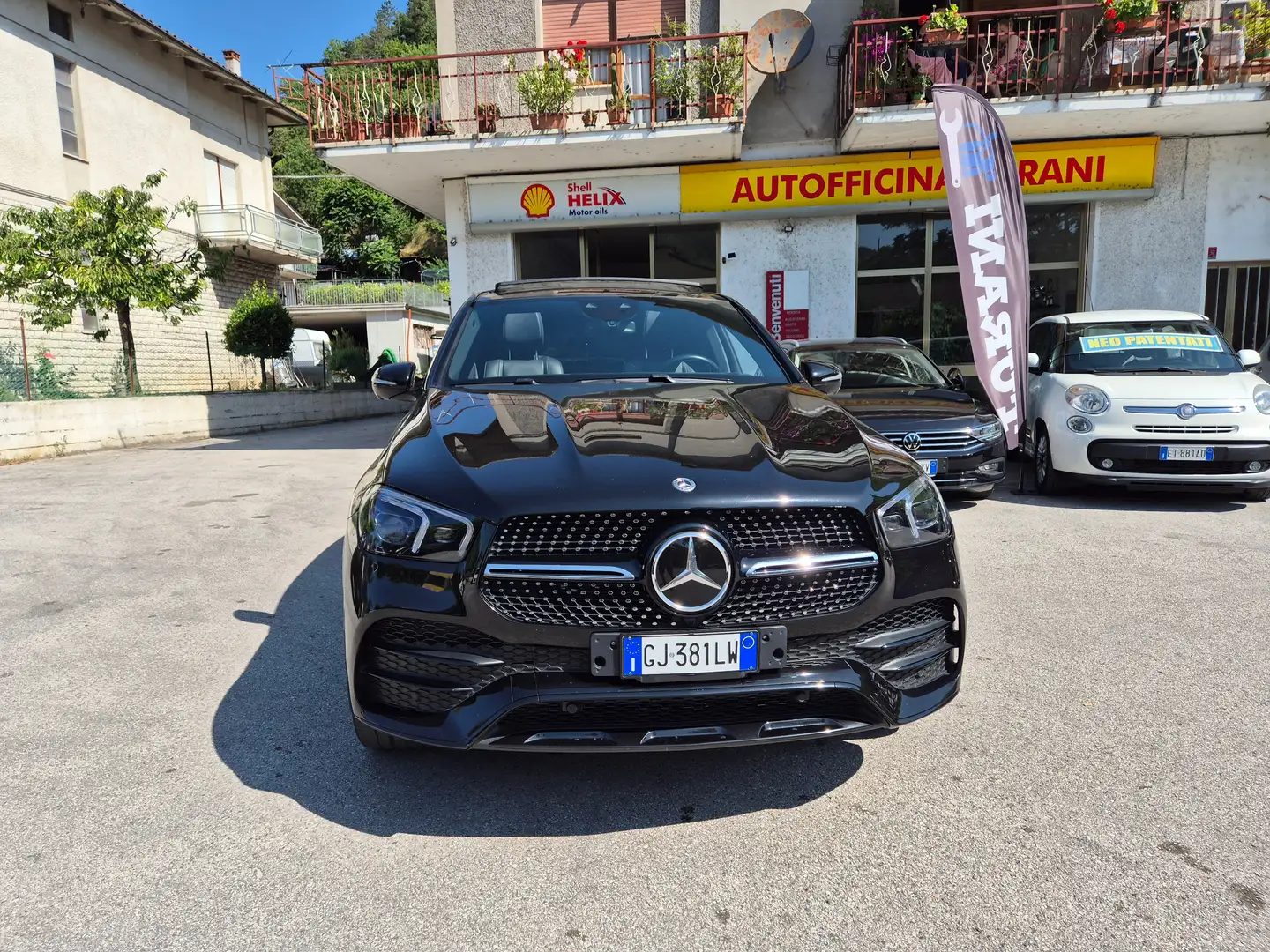 Mercedes-Benz GLE 350 GLE Coupe - (e eq-power) Premium Plus 4matic AMG Schwarz - 2