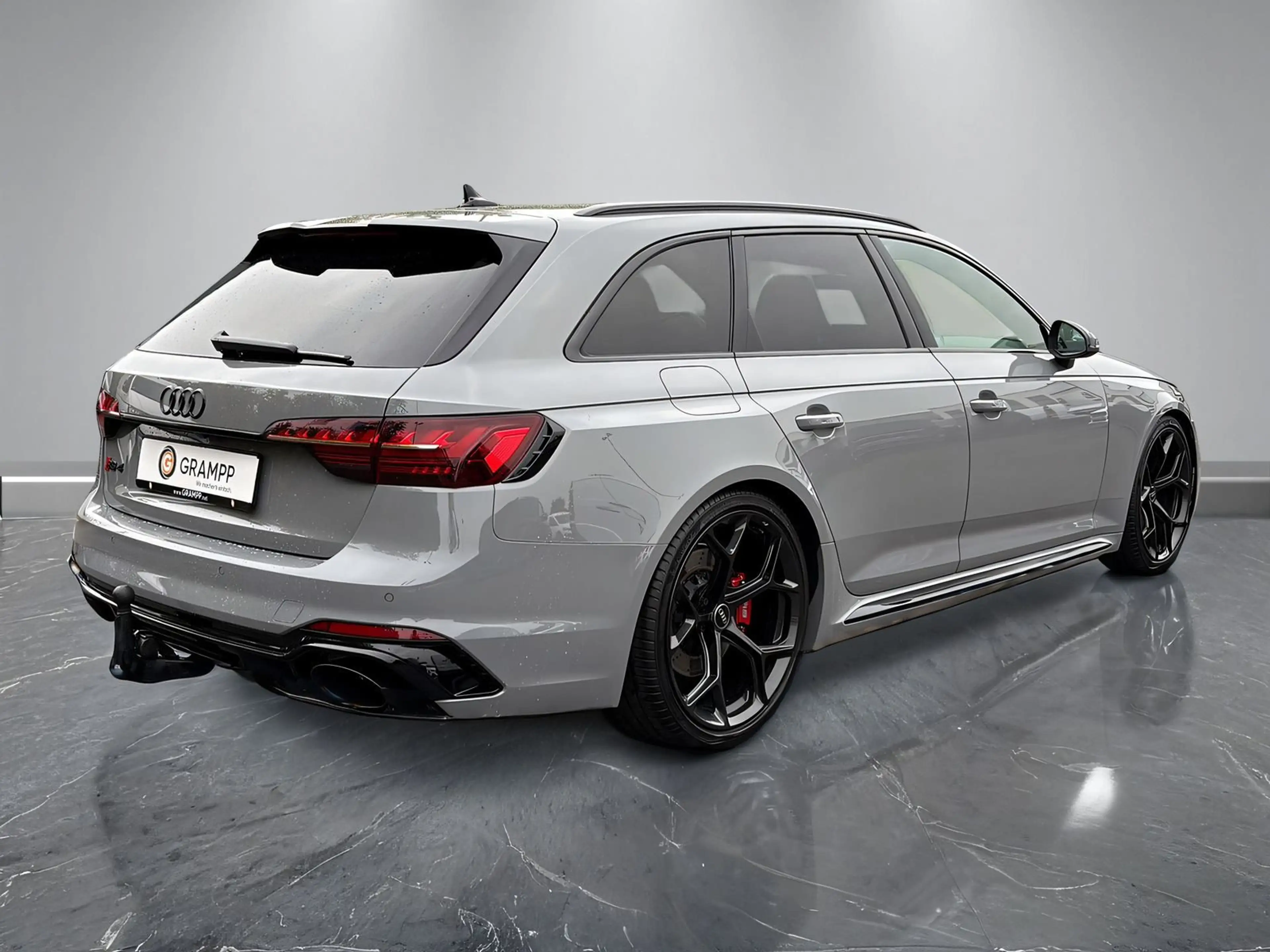 Audi RS4 competition +SPORTABGAS+RS-SCHALENSIT — photo 13