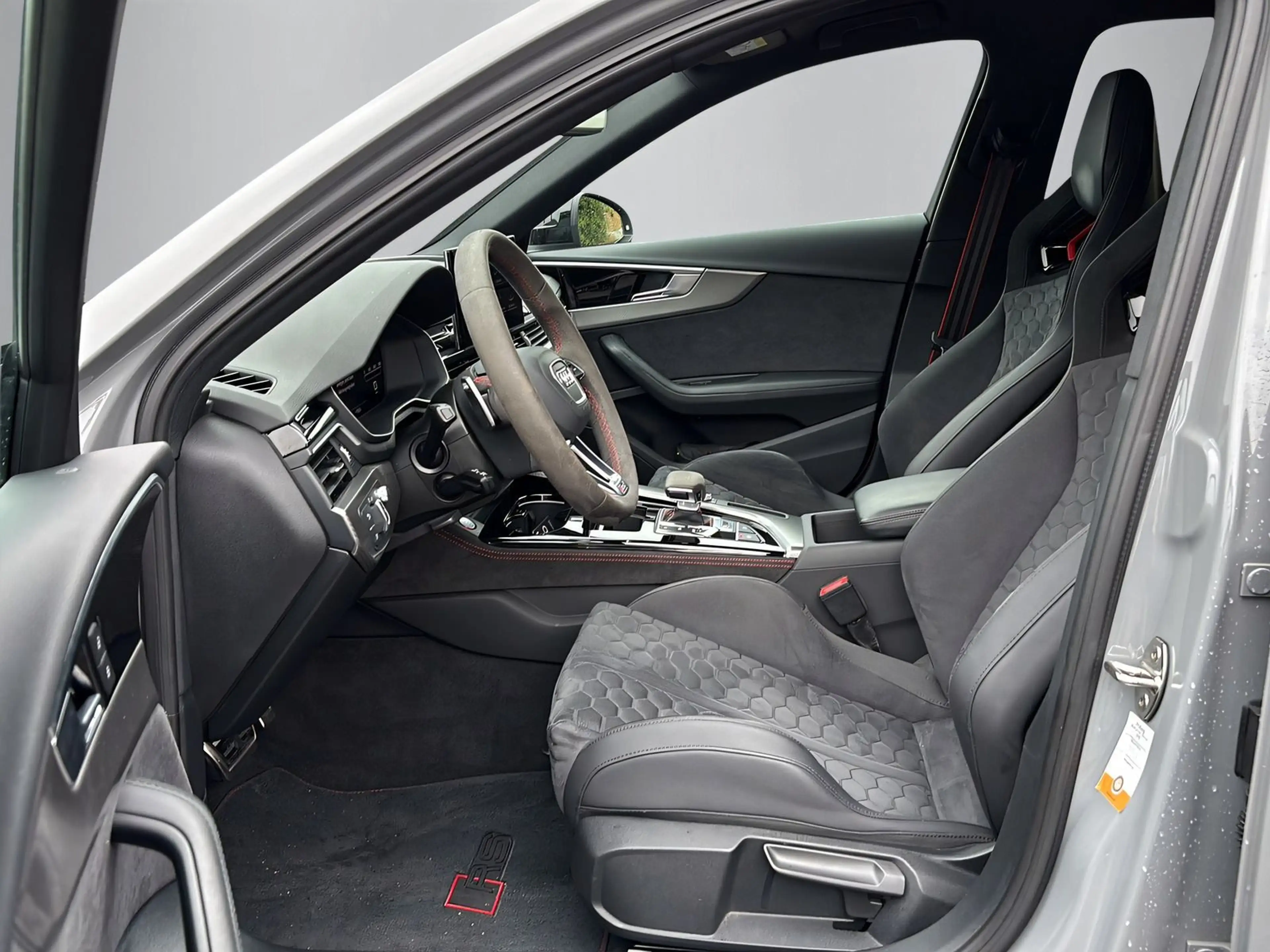 Audi RS4 competition +SPORTABGAS+RS-SCHALENSIT — photo 6