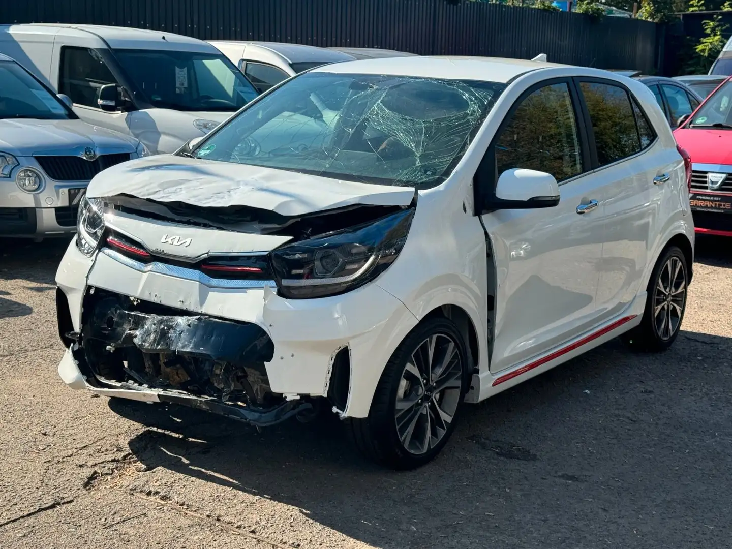 Kia Picanto 1.2 GT-Line Automatik*Nav*Leder*LED* Weiß - 2