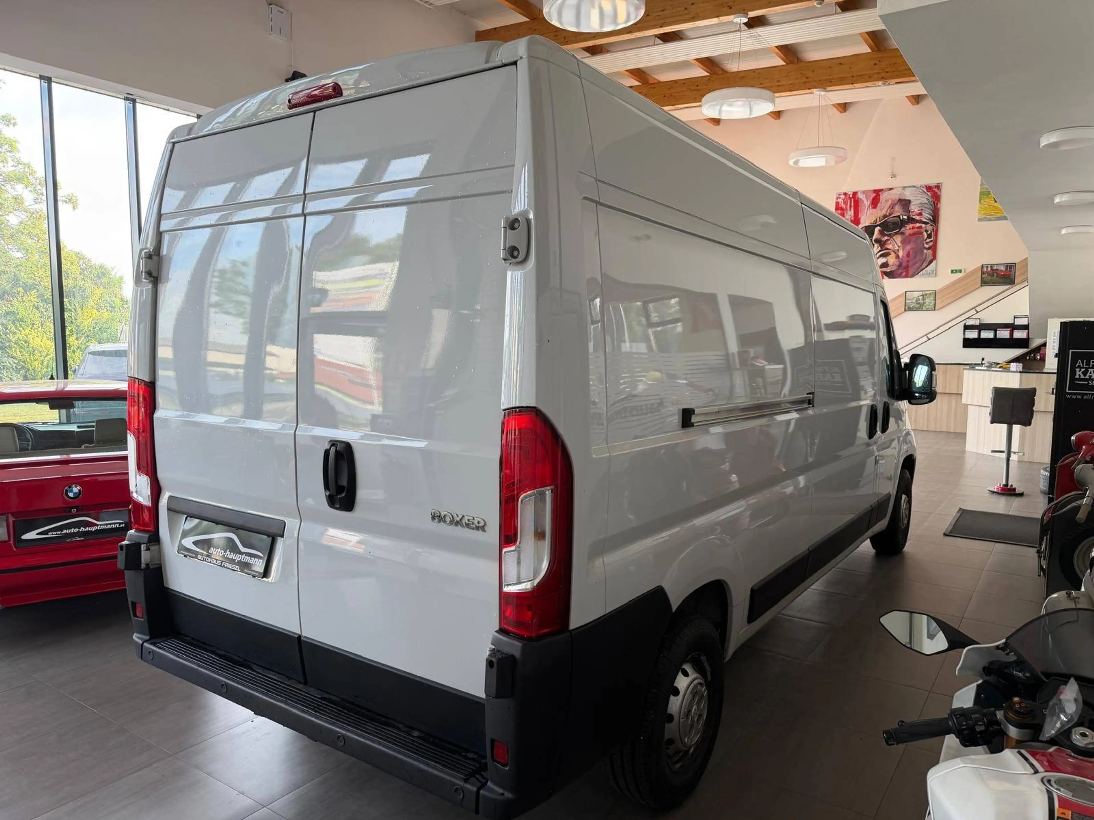 Volkswagen Crafter 35 mittellang Hochdach FWD — photo 4