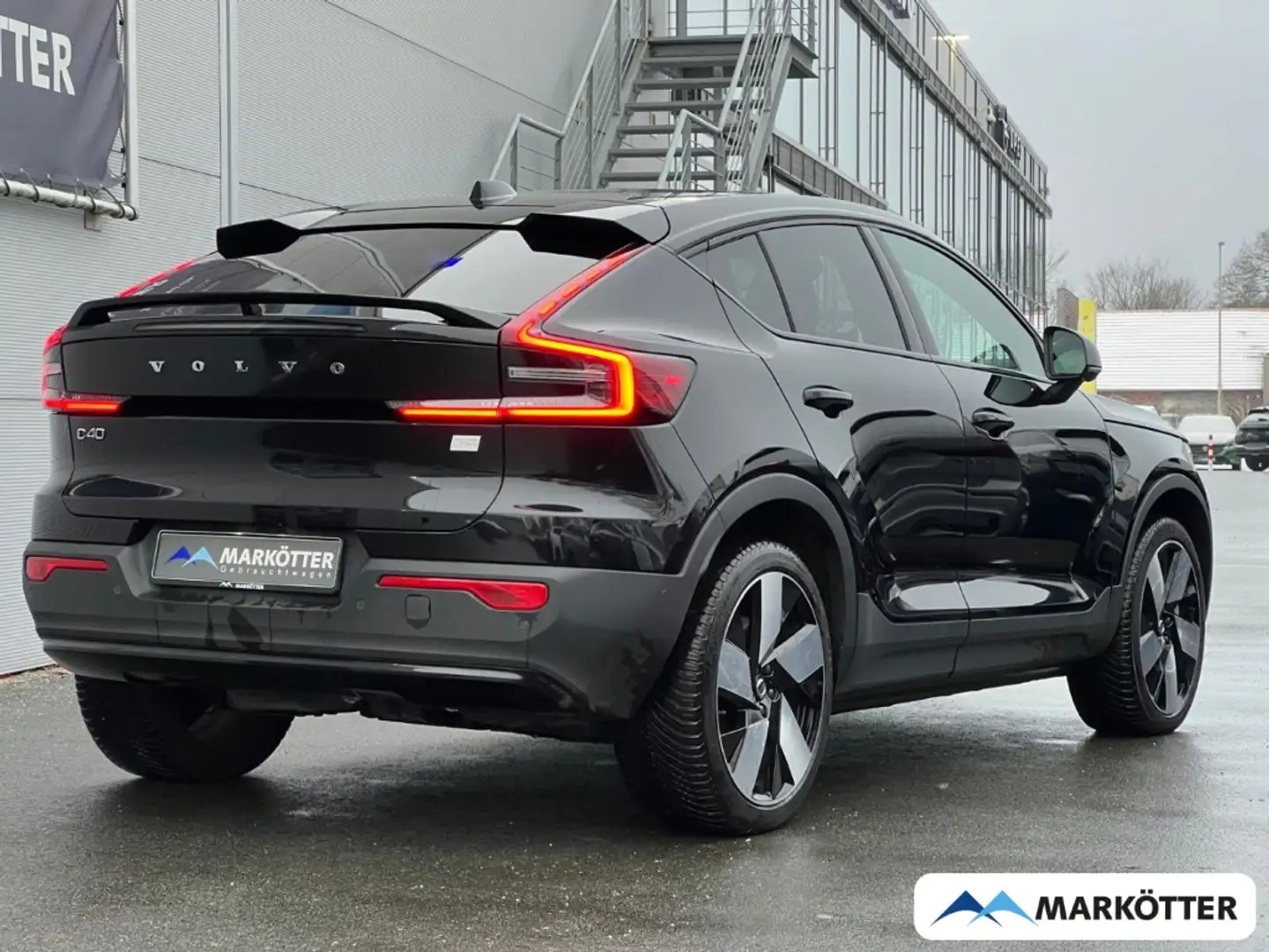 Volvo C40 Ultimate Recharge Pure Electric AWD/PANO/360CAM Schwarz - 2