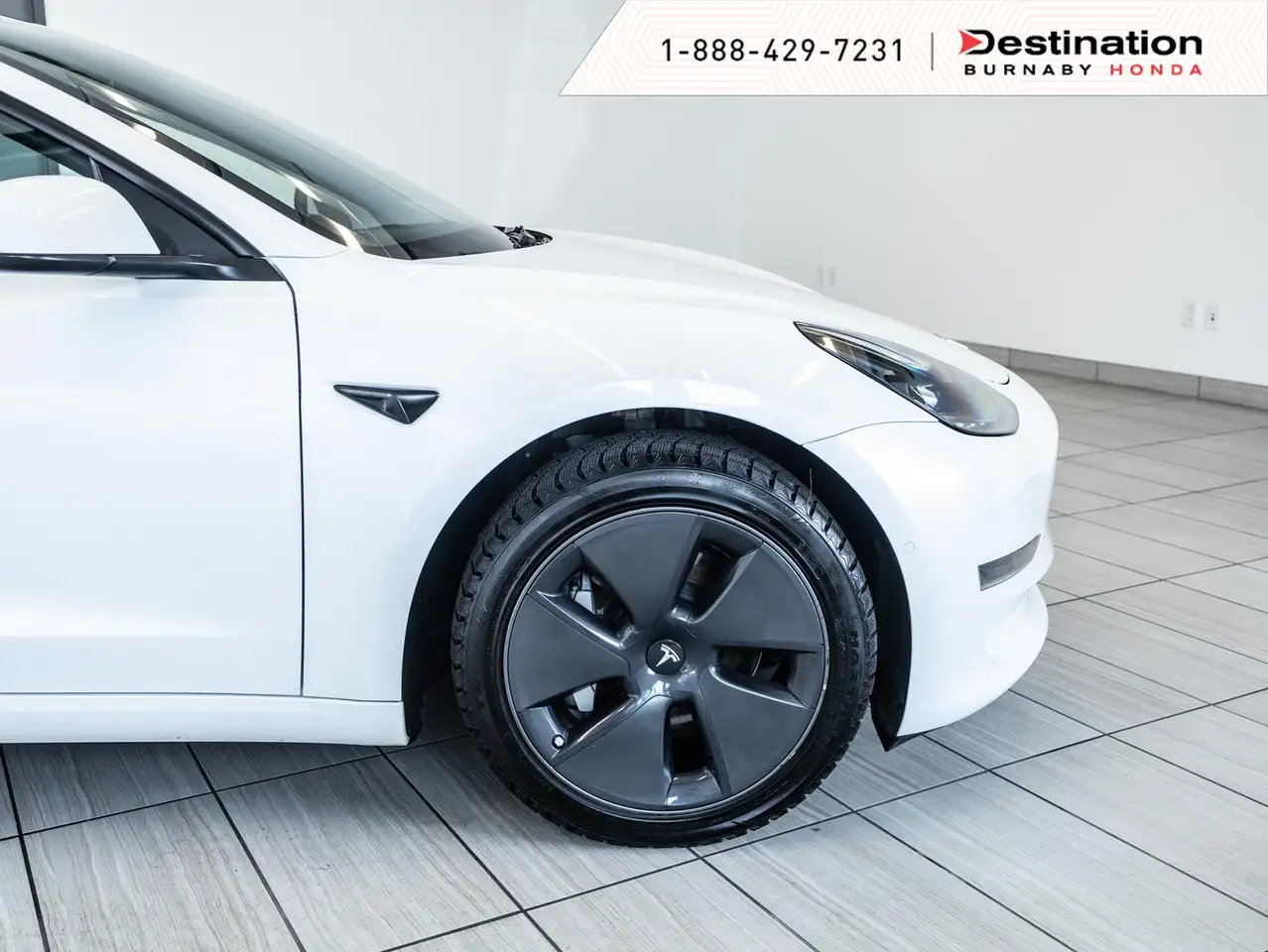 Tesla Model 3 photo Tesla Model 3