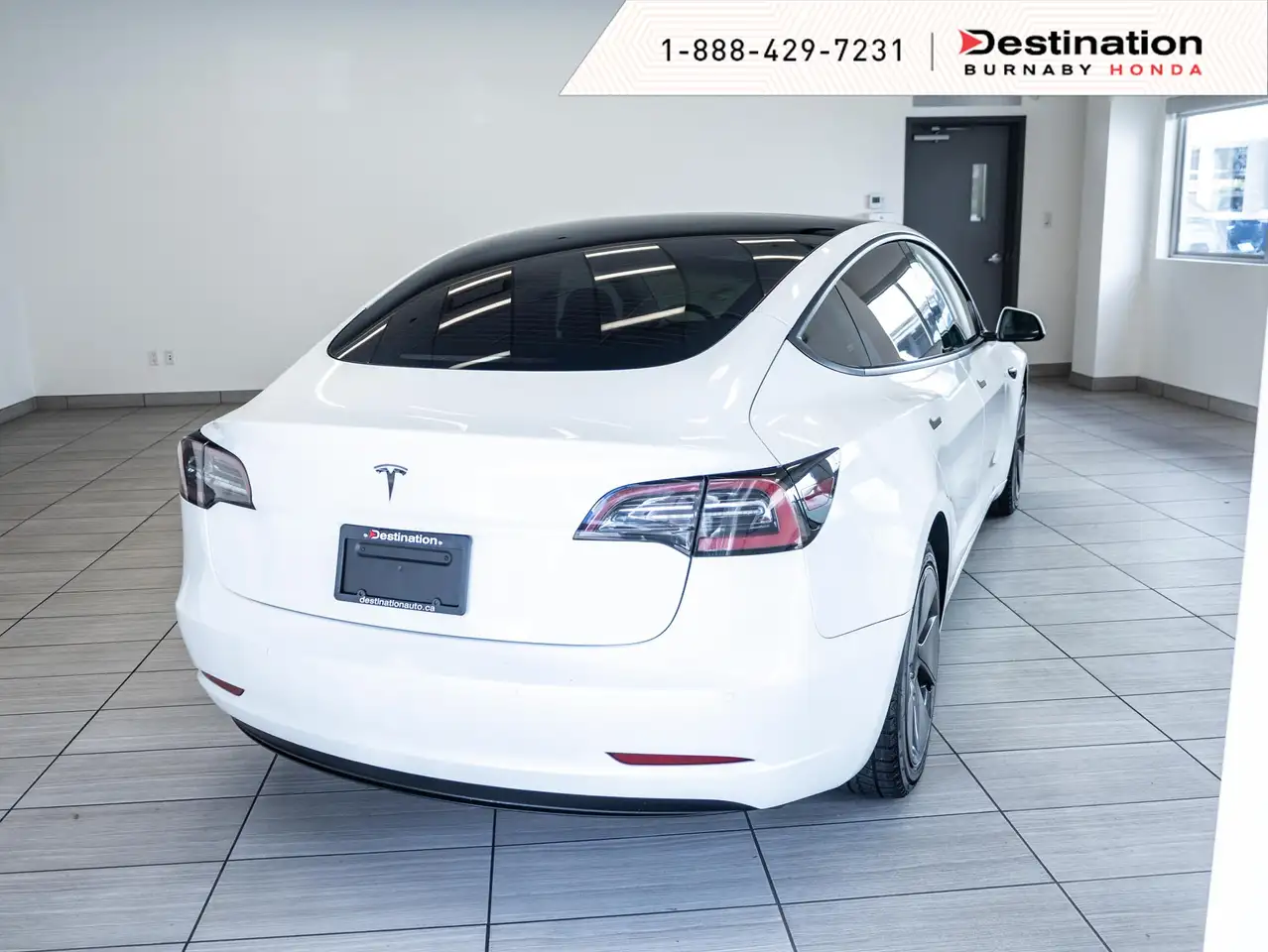 Tesla Model 3 photo Tesla Model 3
