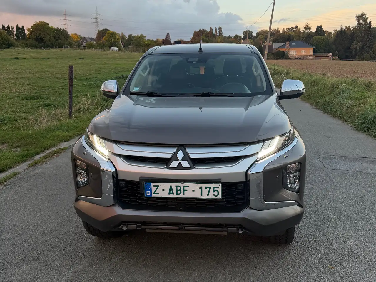 Mitsubishi L200