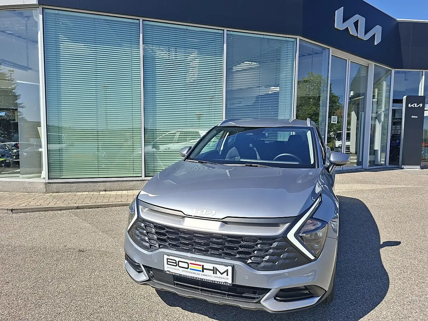 Kia Sportage 1,6 TGDI HEV Silber Aut. "BARKAUFSPREIS" Silber - 2