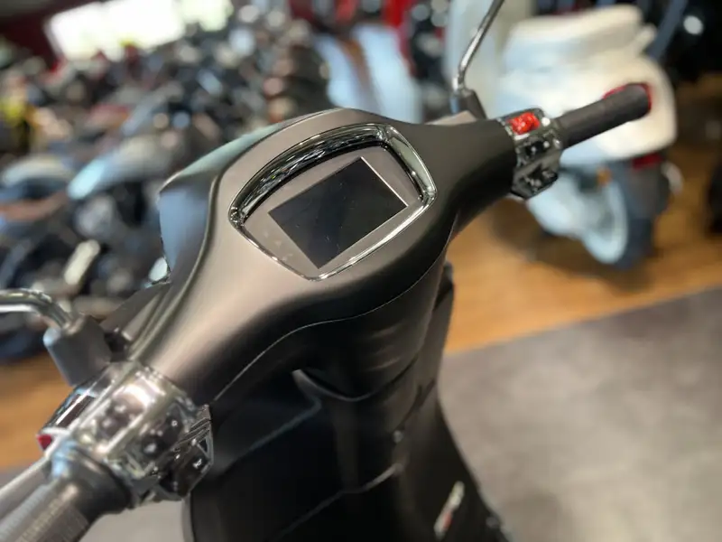 Vespa Sprint S 125 - foto 6