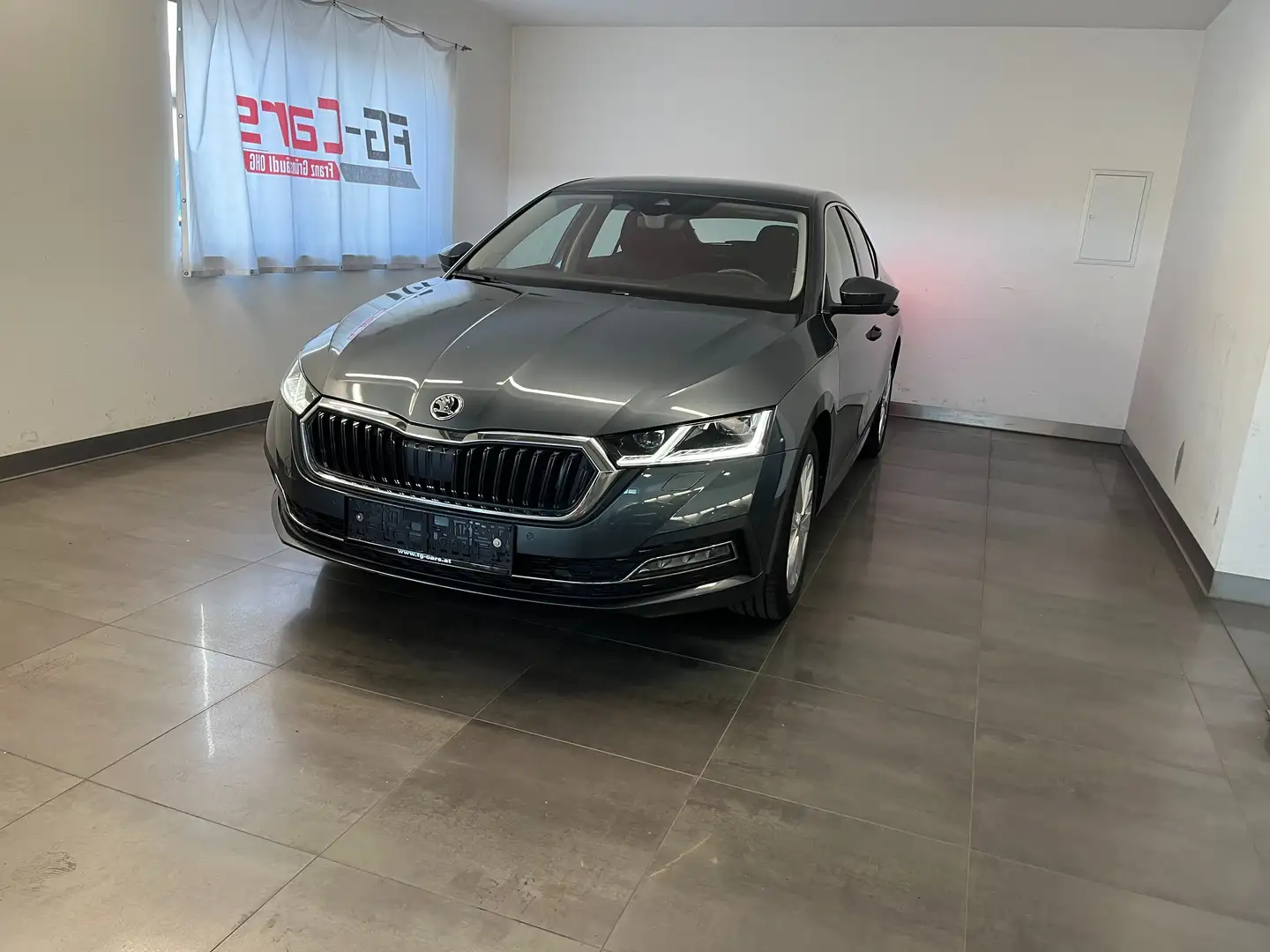 Skoda Octavia 2.0 TDI Style DSG/ACC/VIRTUAL/AHK/MEMORY+++ Grau - 2