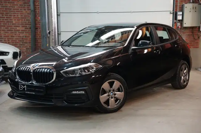 BMW 118 i CarPlay Navi LED EURO 6d Garantie