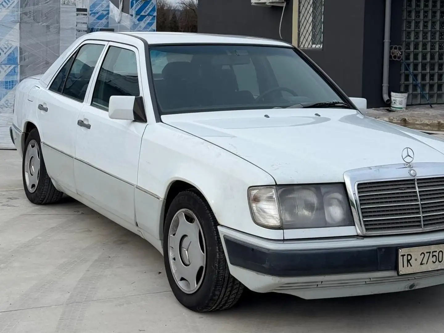 Mercedes-Benz E 200 (124) Alb - 2