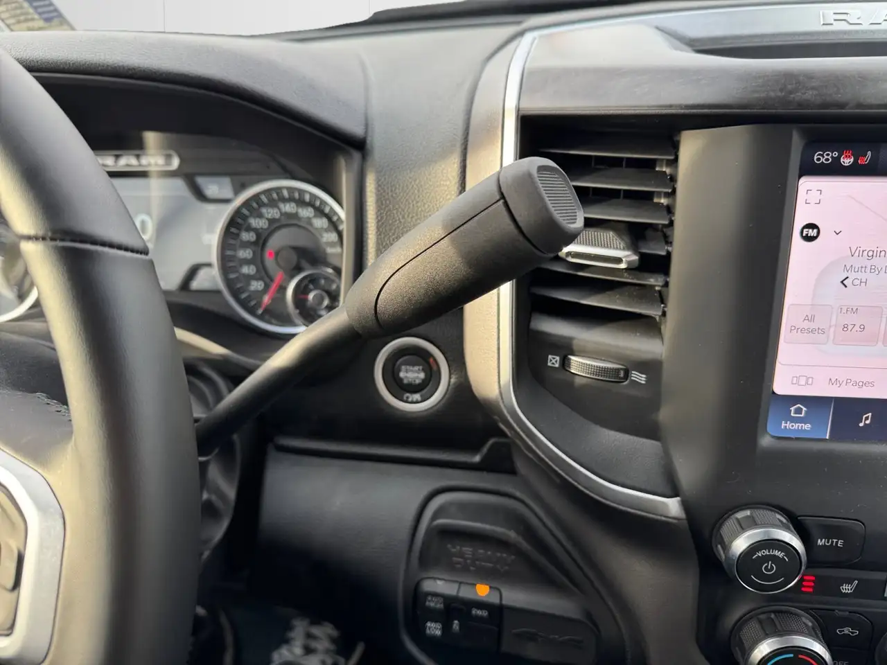 RAM 5500 снимка RAM 5500