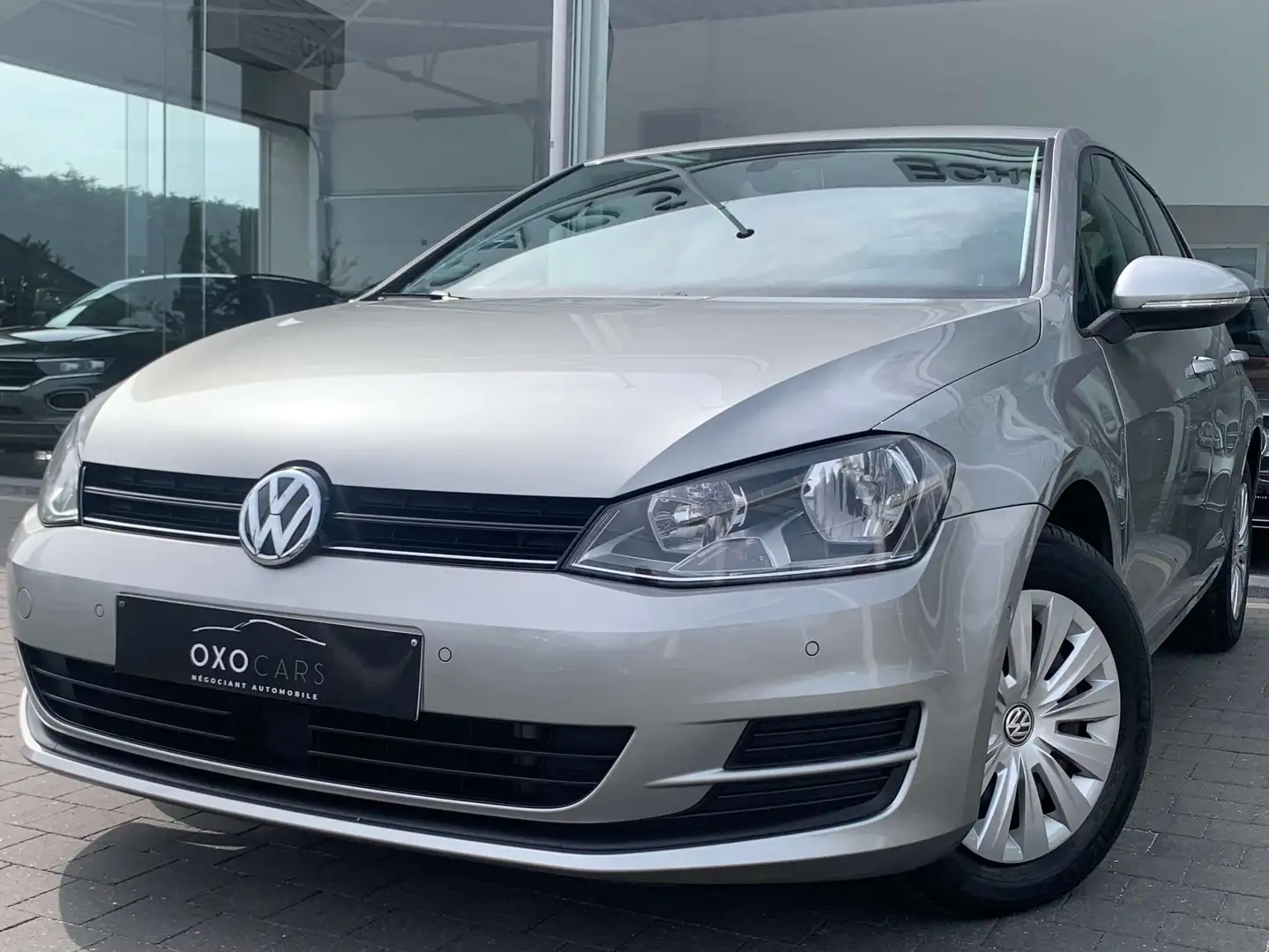 Volkswagen Golf 1.2TSI 110CV / Gps / Clim Auto / Cruise / PDC / Gris - 1