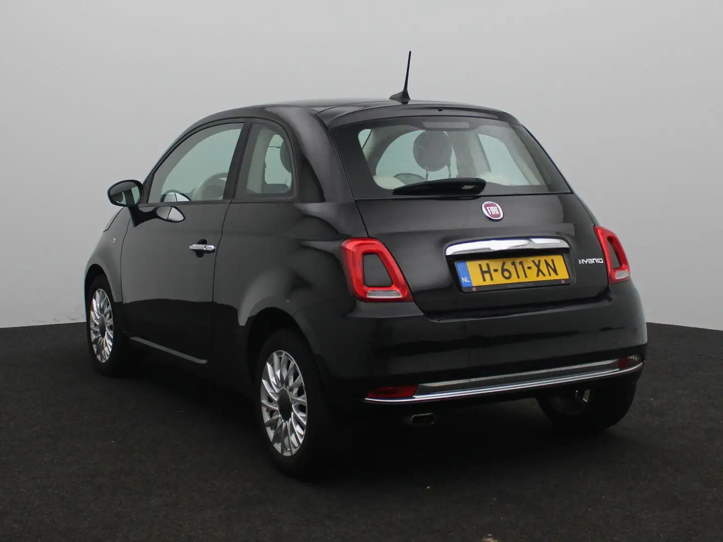 Fiat 500 1.0 Hybrid Lounge | Navigatie | Cruise control | P Zwart - 2
