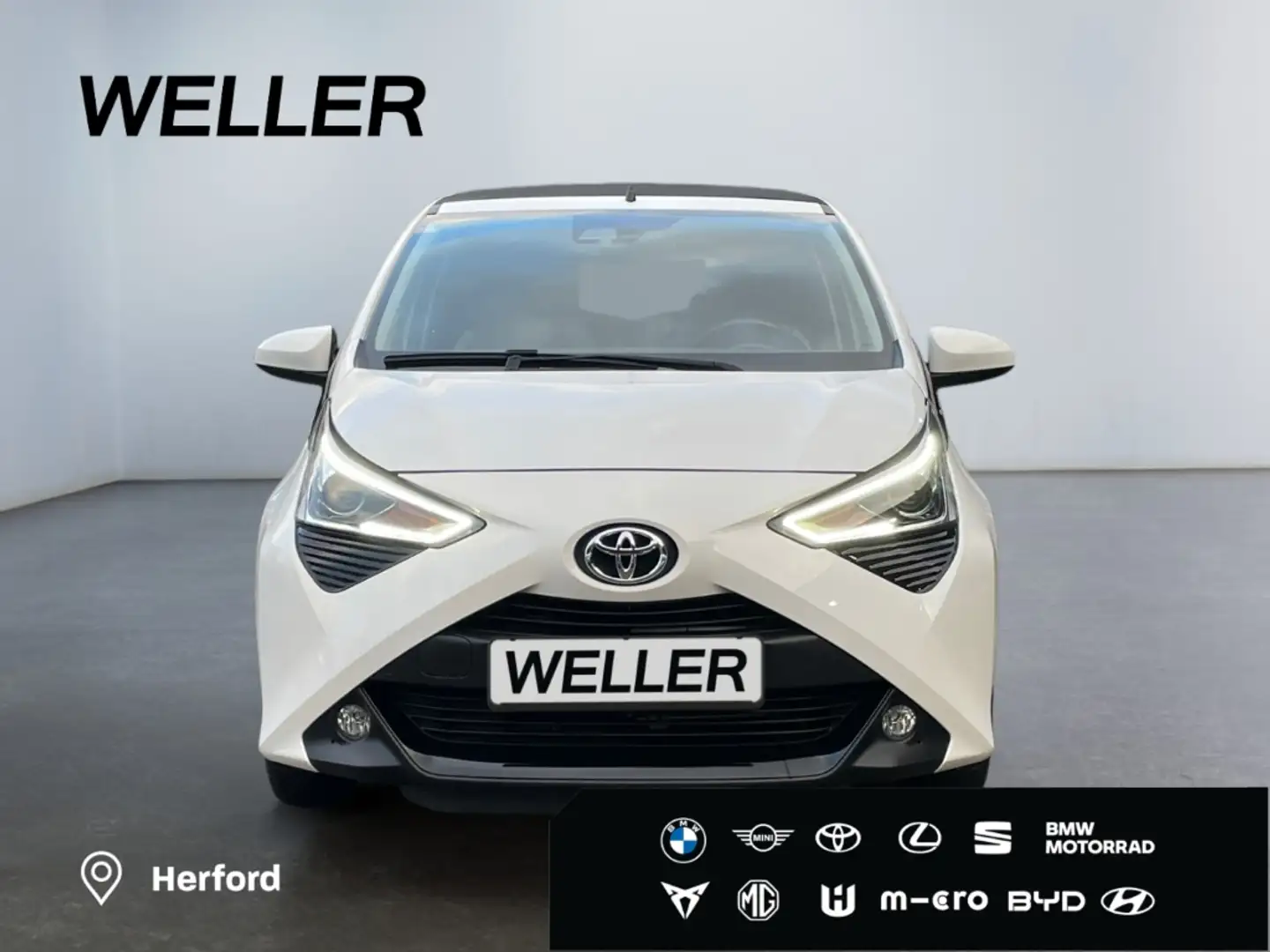Toyota Aygo x-play Team Deutschland *Faltdach*CAM*PDC* Weiß - 2
