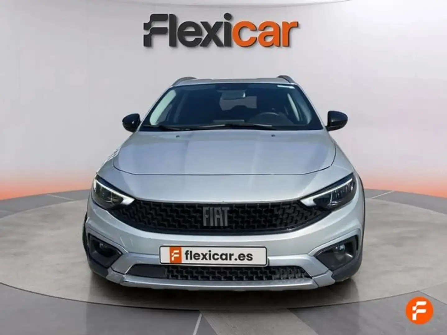 Fiat Tipo Cross+1.6+96kW+%28130CV%29 Gris - 2