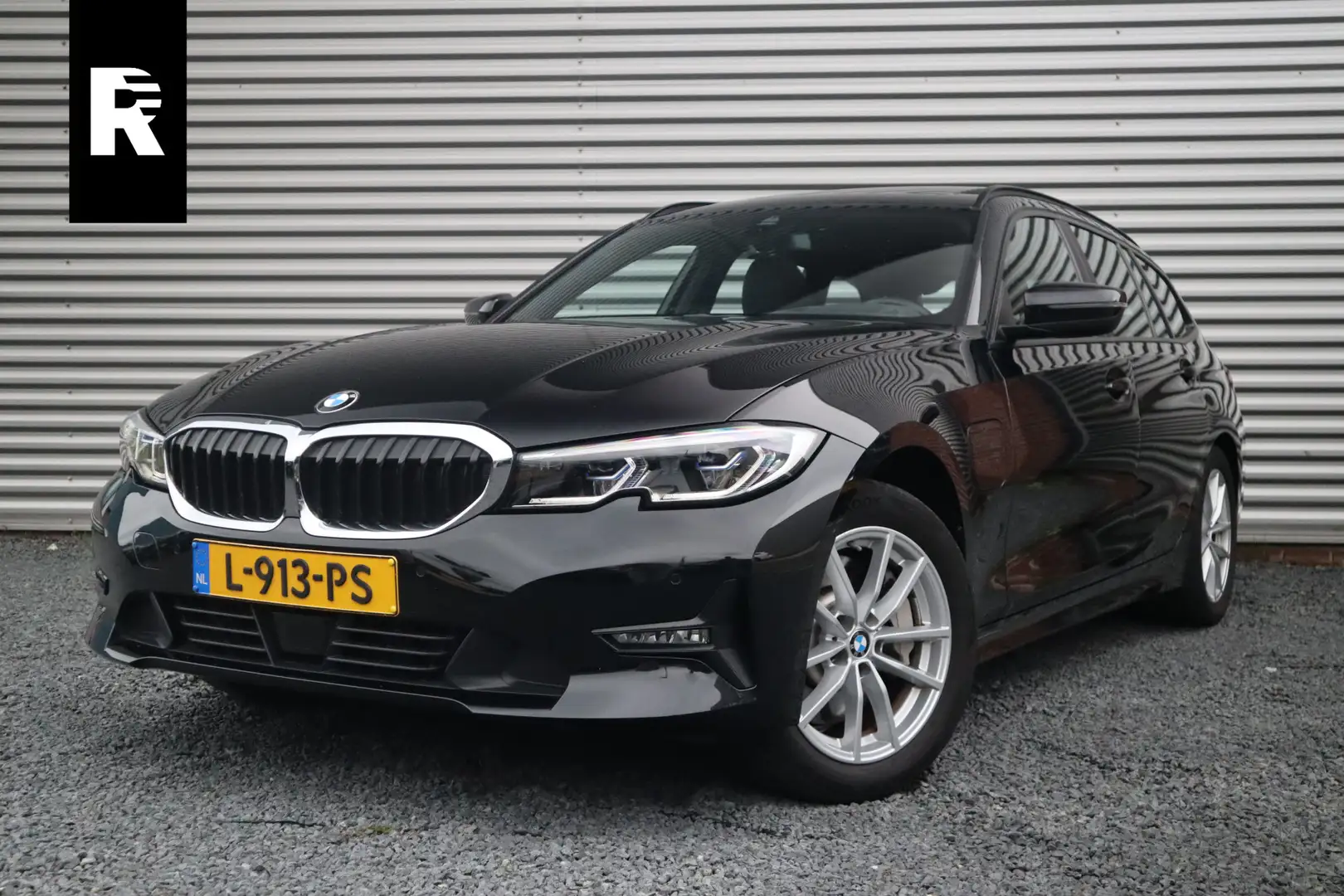 BMW 330 3-serie Touring 330e xDrive Panorama / Head-Up / L Noir - 1