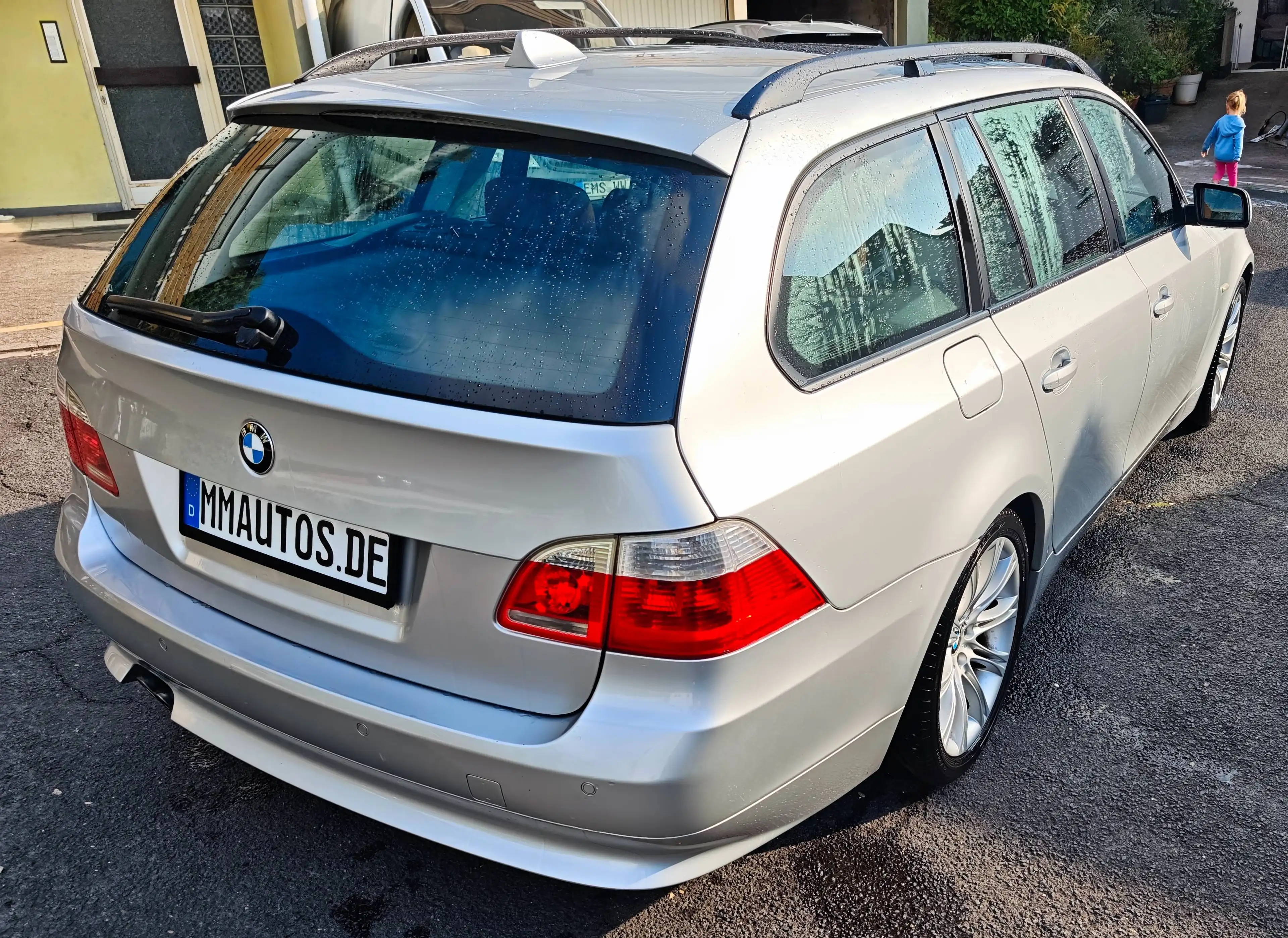 BMW 523 523i Touring WERKSTATTGEPRÜFT TÜV NEU — photo 4