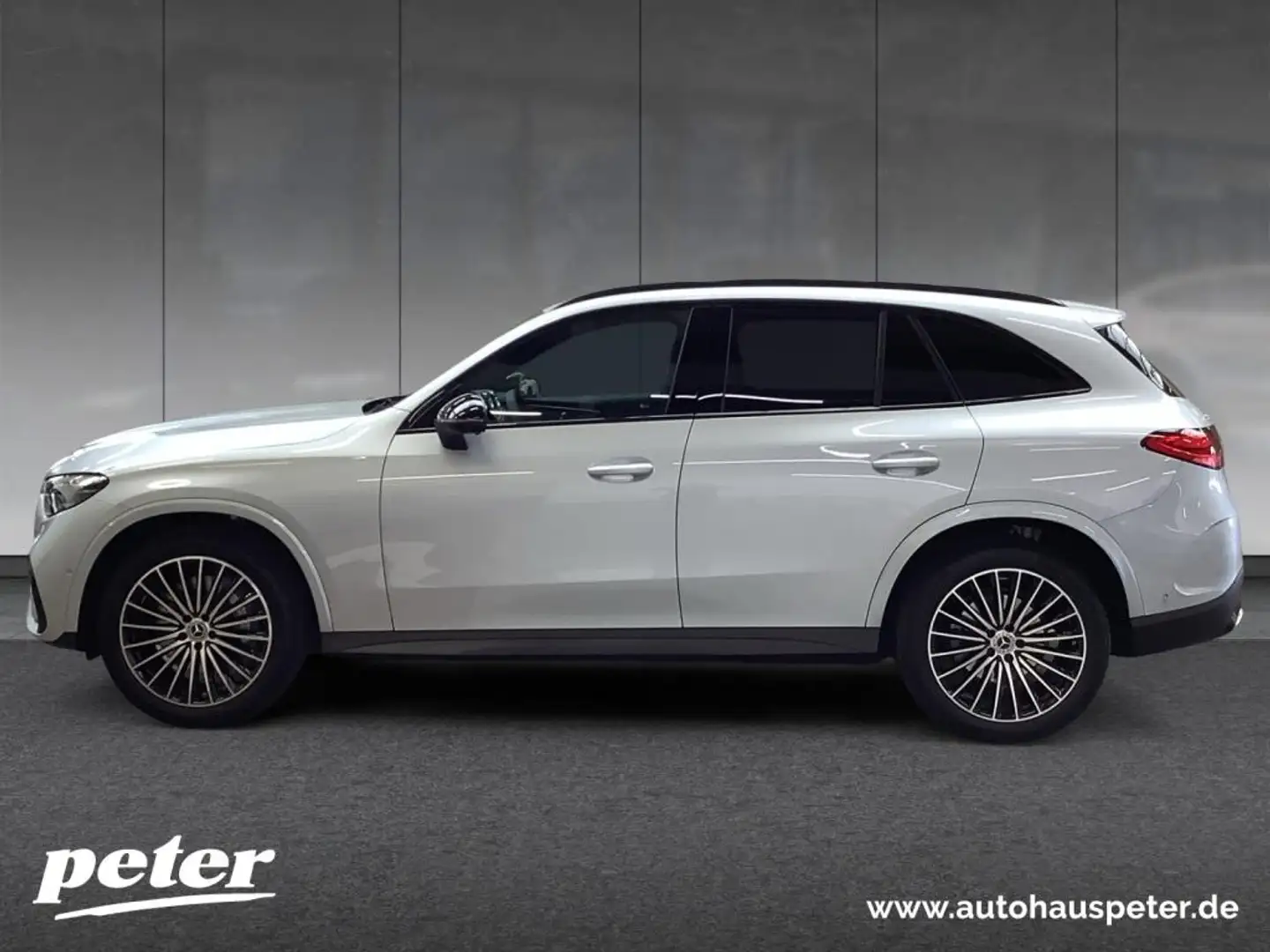 Mercedes-Benz GLC 220 d 4MATIC AMG+NIGHT+DIGITALLIGHT+AHK+EASY Ezüst - 2