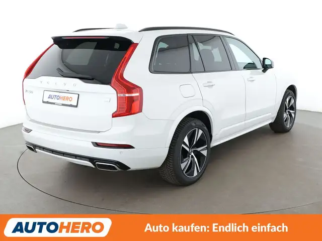 Volvo XC90 view 6