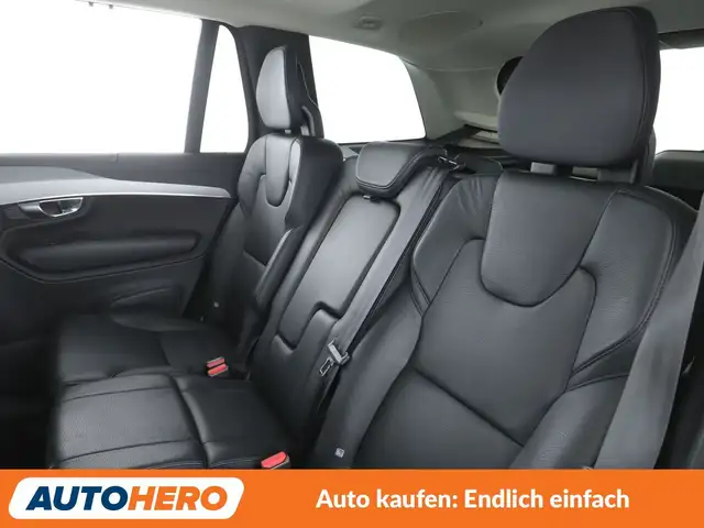 Volvo XC90 view 14