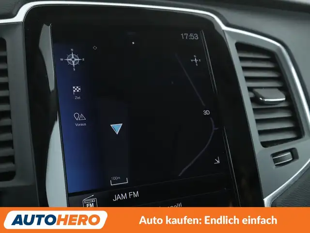 Volvo XC90 view 22