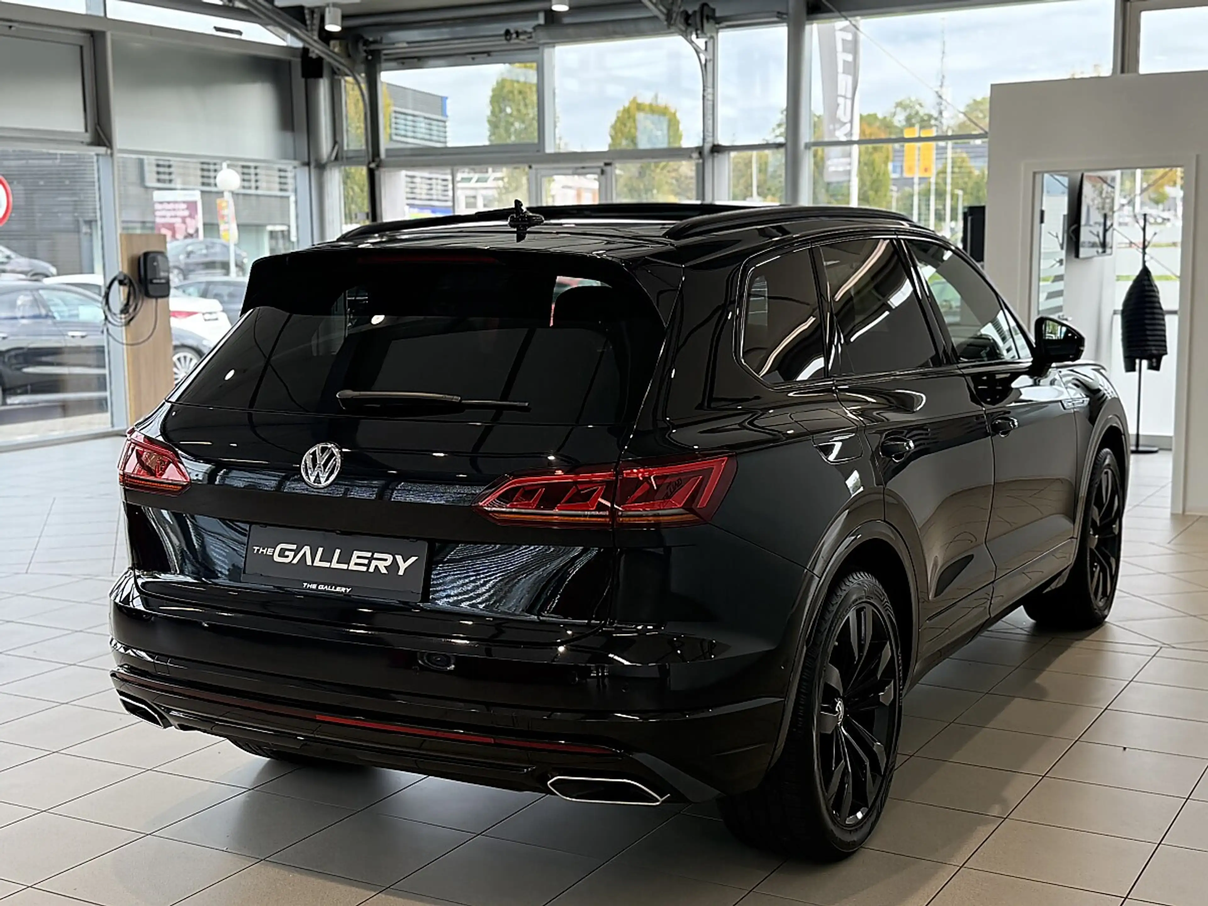 Volkswagen Touareg 4Motion V6 TDI SCR R-Line Aut.*Panorama*Ambiente*Massage*Vollausstattung — photo 4