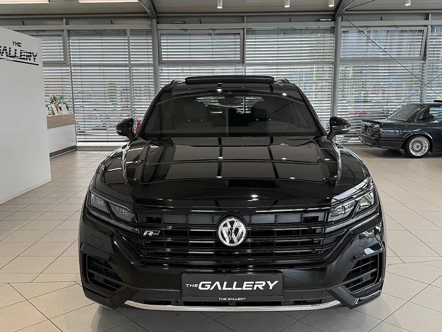 Volkswagen Touareg 4Motion V6 TDI SCR R-Line Aut.*Panorama*Ambiente*Massage*Vollausstattung Schwarz - 2