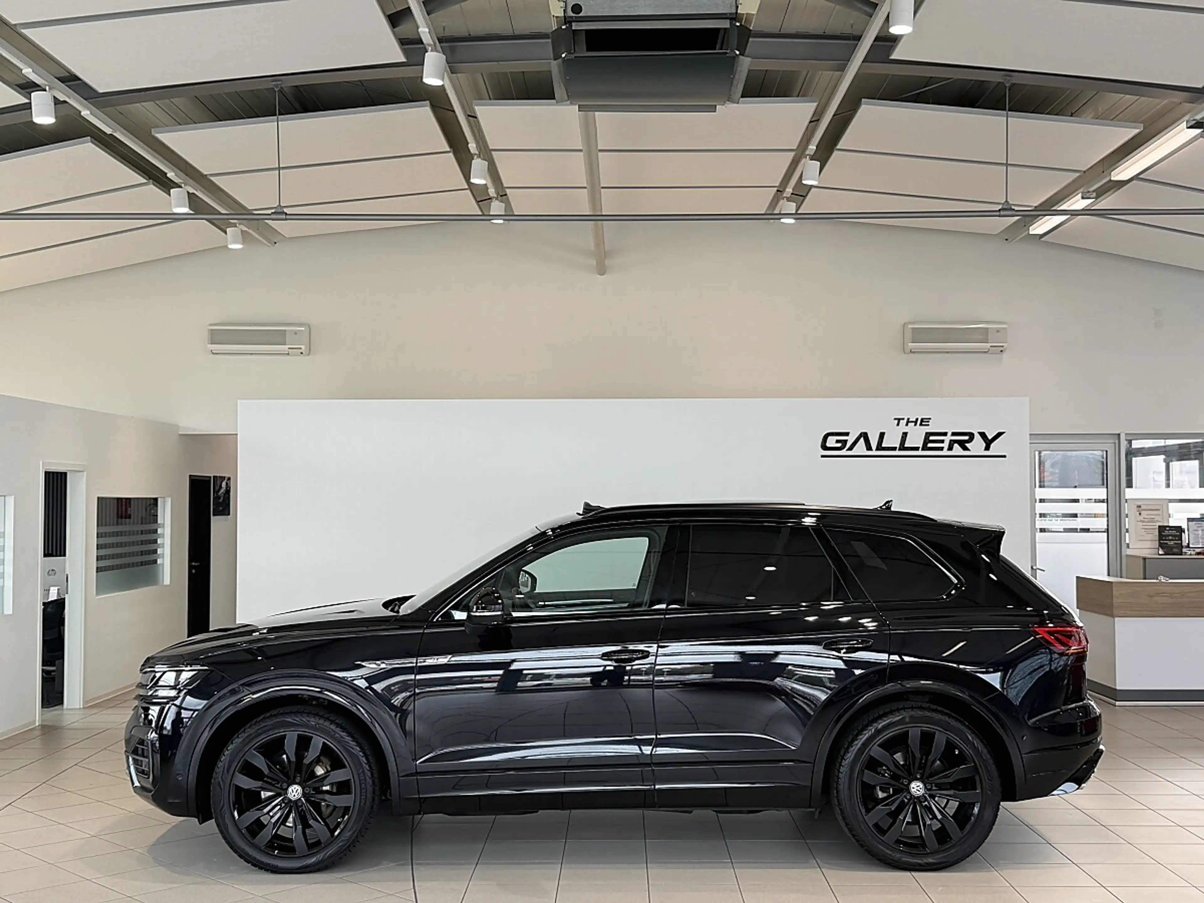 Volkswagen Touareg 4Motion V6 TDI SCR R-Line Aut.*Panorama*Ambiente*Massage*Vollausstattung — photo 8