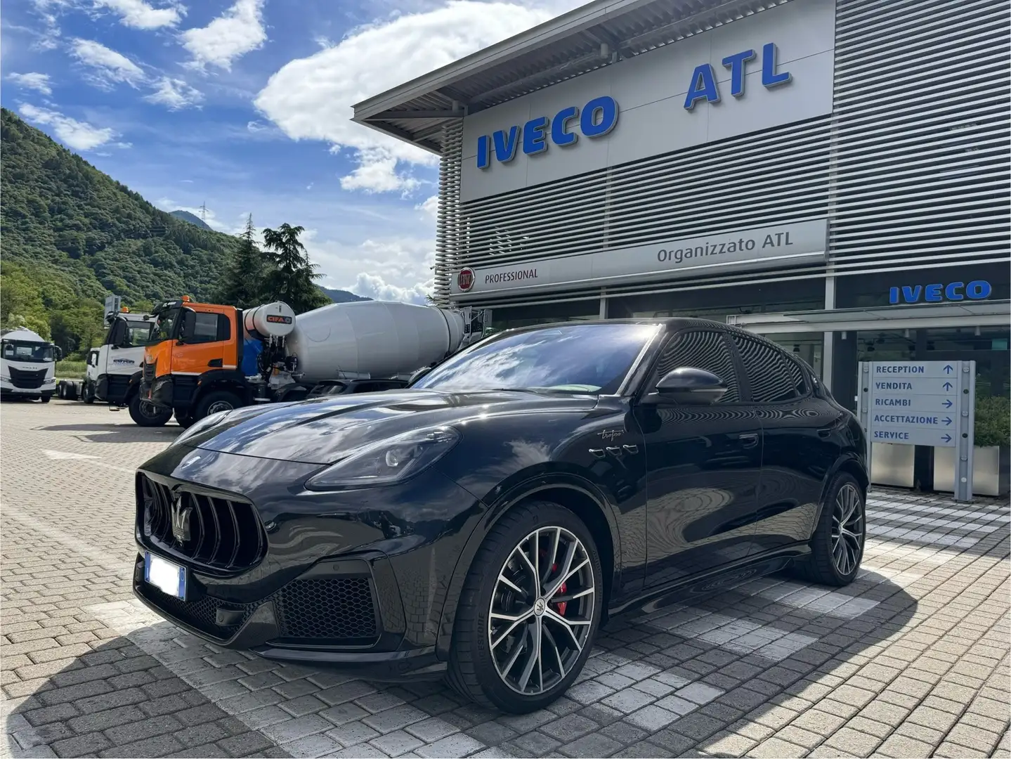 Maserati Grecale 3.0 V6 Trofeo PrimaSerie 530cv auto - Nero - 1