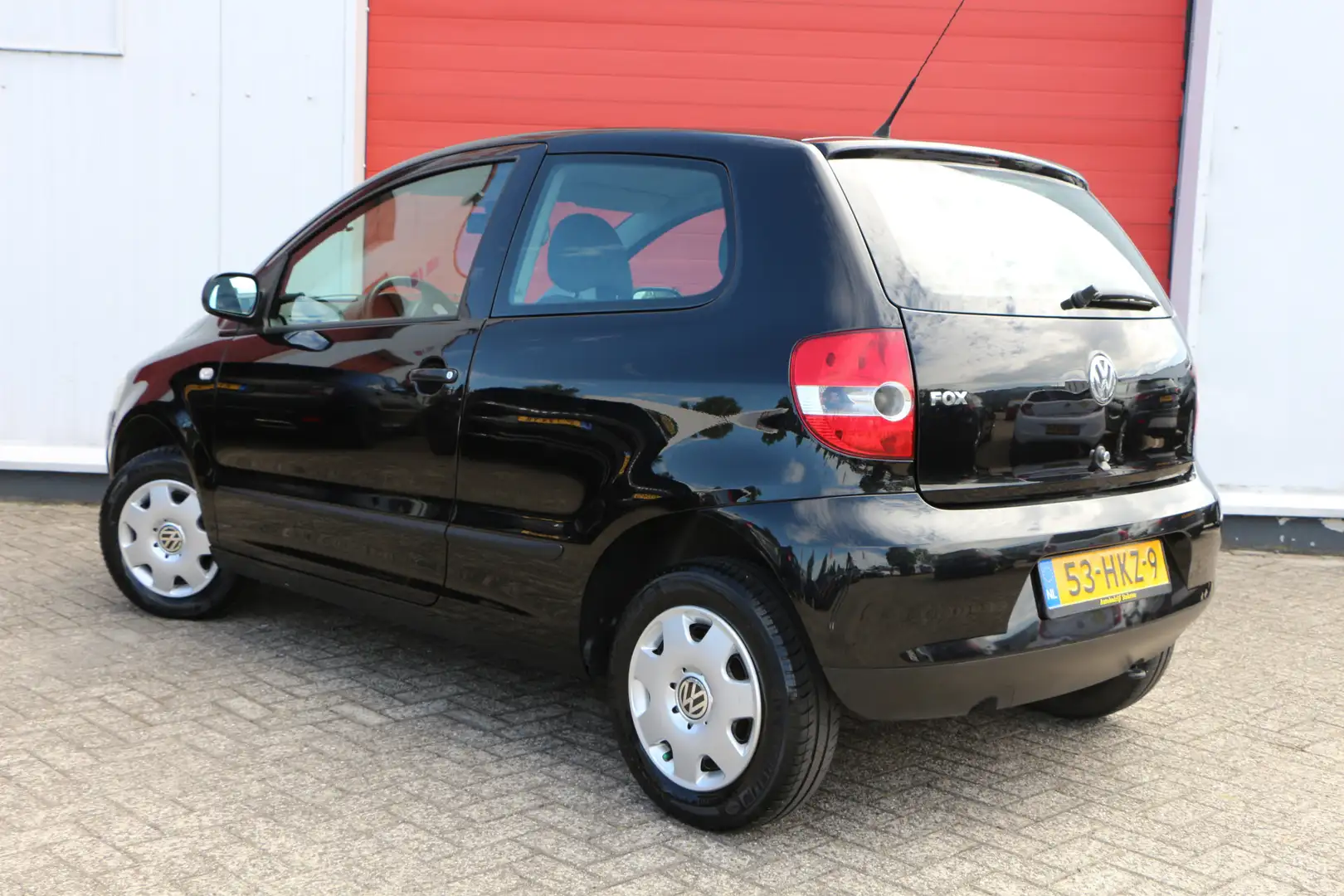 Volkswagen Fox 1.2 Trendline Zwart - 2