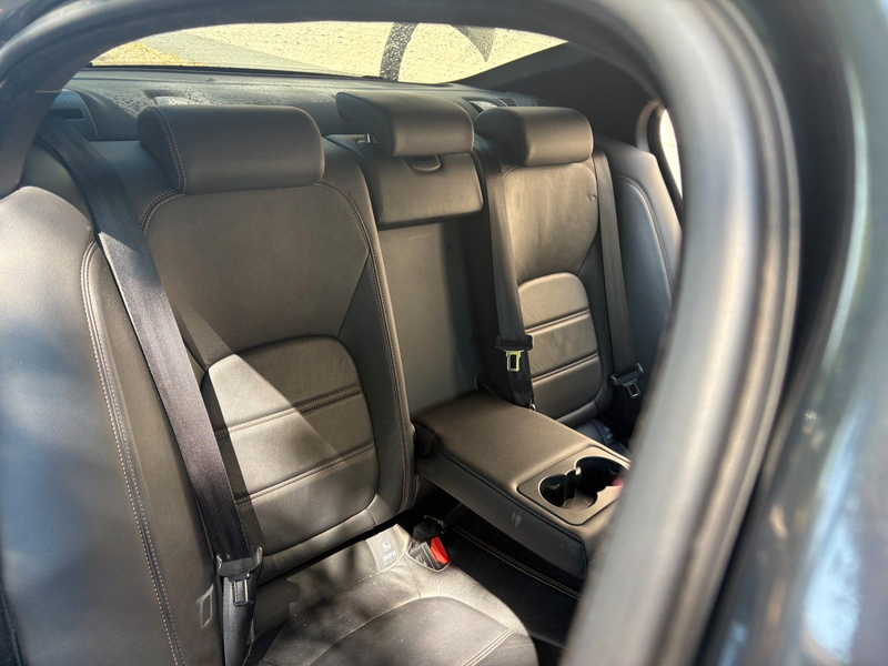Jaguar XE Prestige AWD 2,0 Diesel Leder Klima Pano. — photo 12