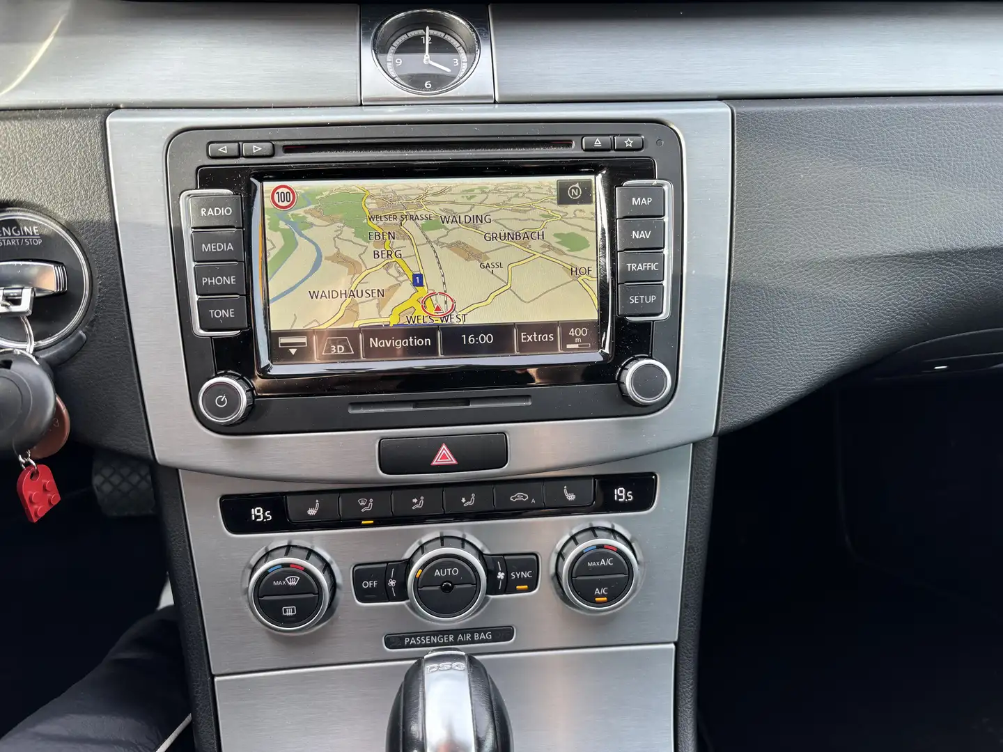 Volkswagen Passat CC 4-Motion Limousine - 2