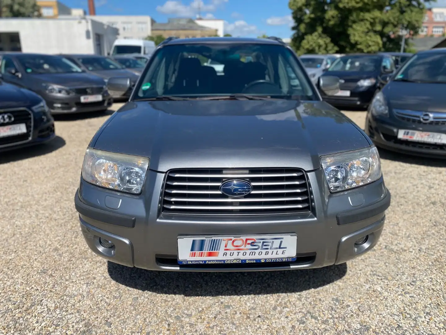 Subaru Forester 2.0X Active Automatik 1.Hand 4x4 Klima Silber - 2