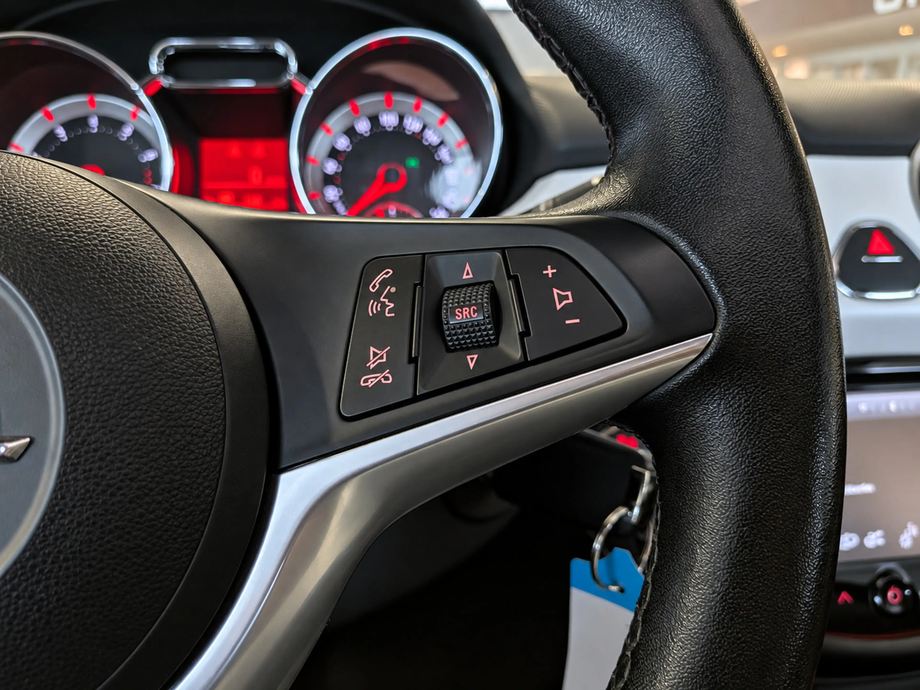 Opel Adam 1.4 Glam Airco, Cruise Control, Stuurbekrachtiging — photo 13